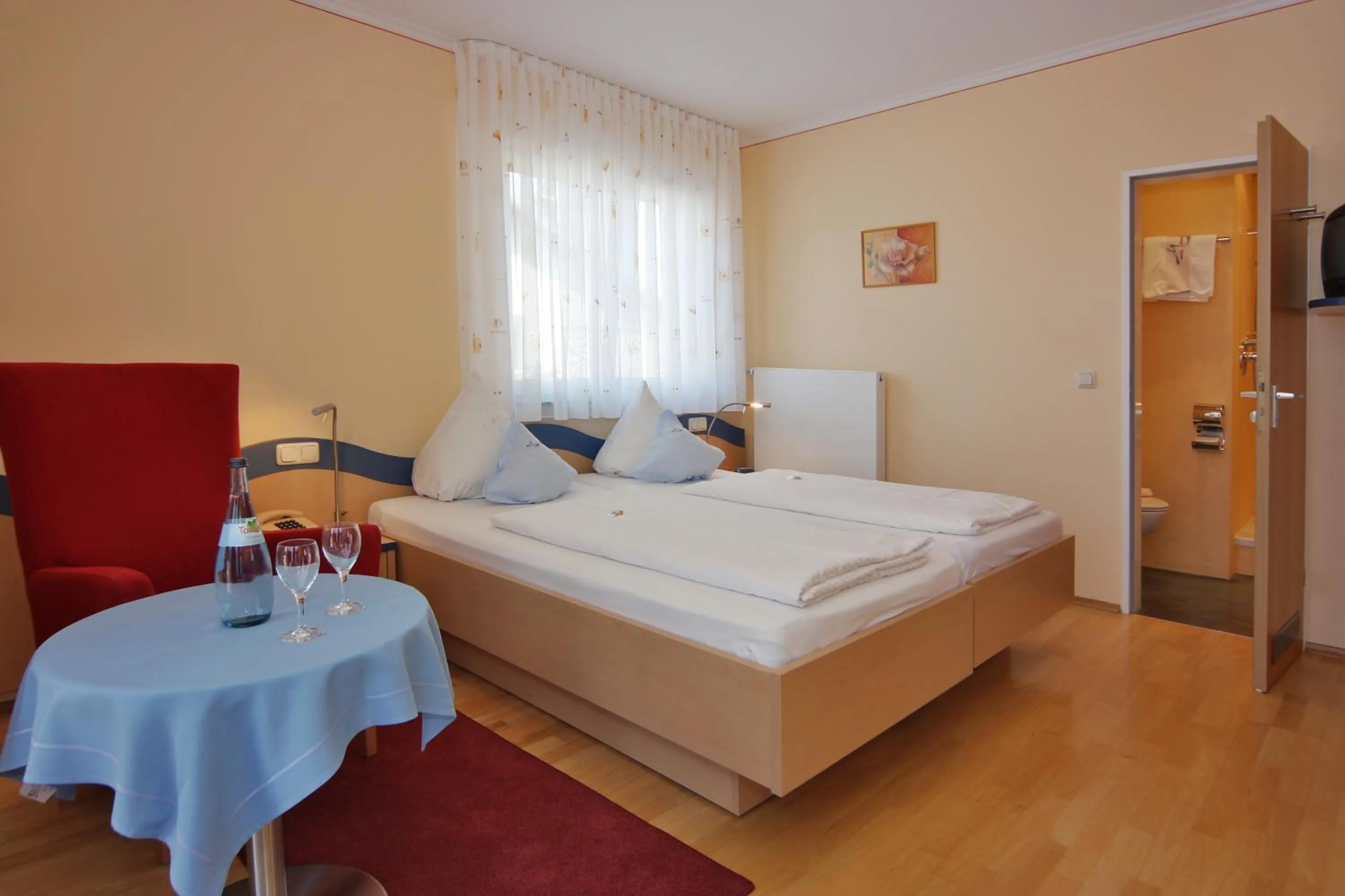 Bedroom, Bed in Hotel Meschenmoser