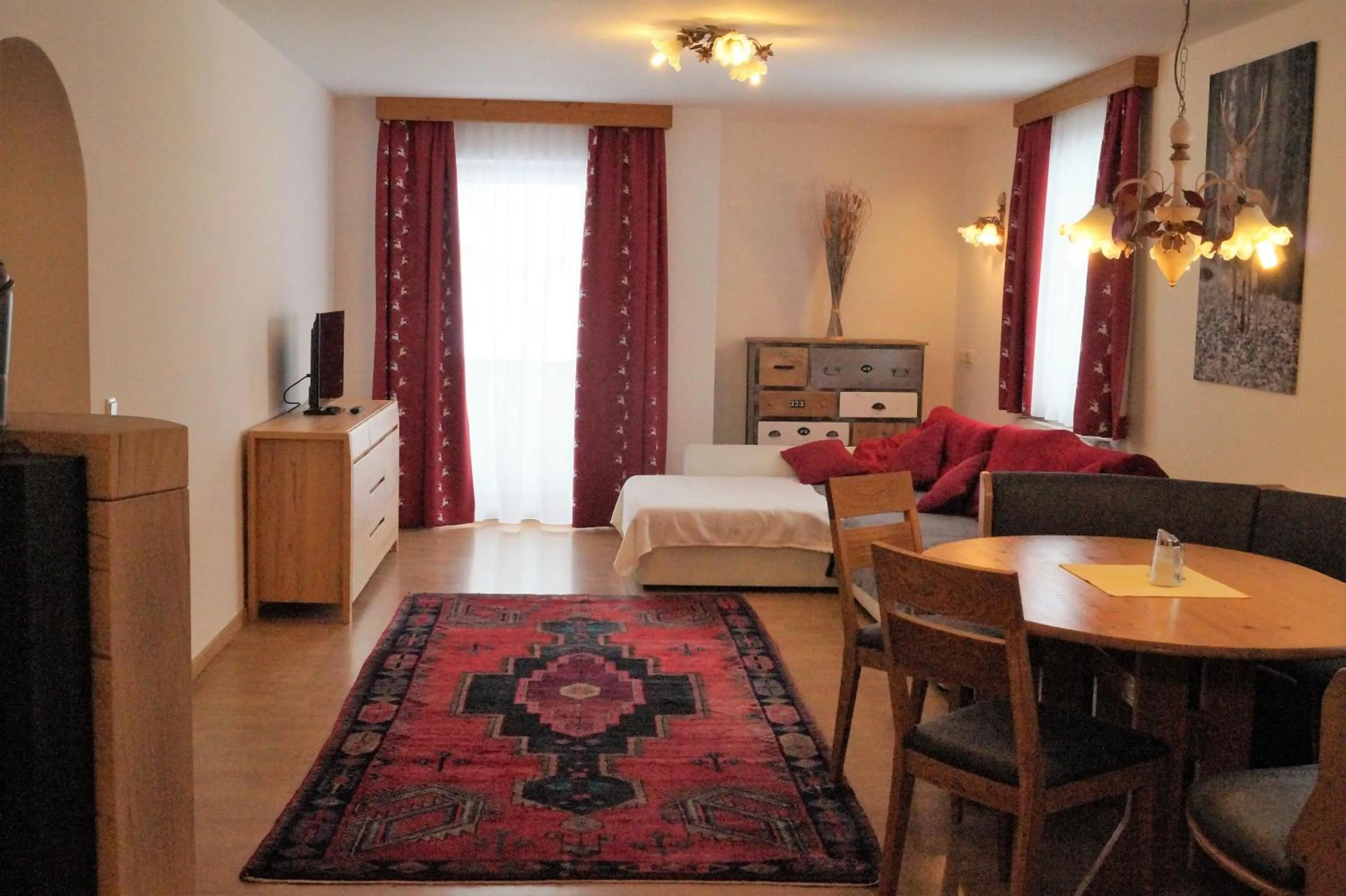 Photo of the whole room in Sieglhub Chalets - Appartements - Hotel