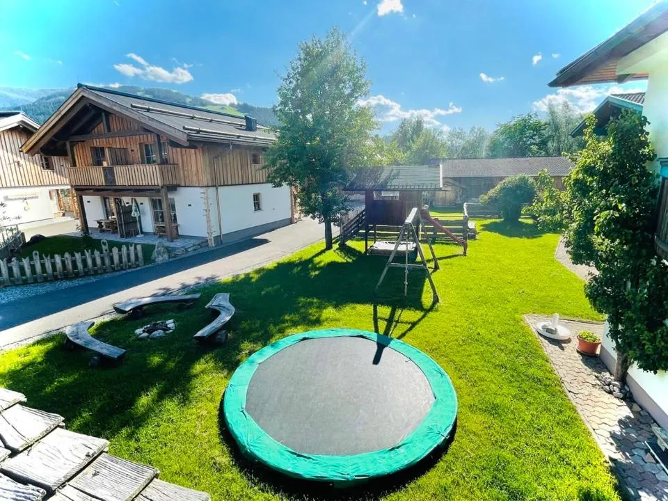Garden in Sieglhub Chalets - Appartements - Hotel
