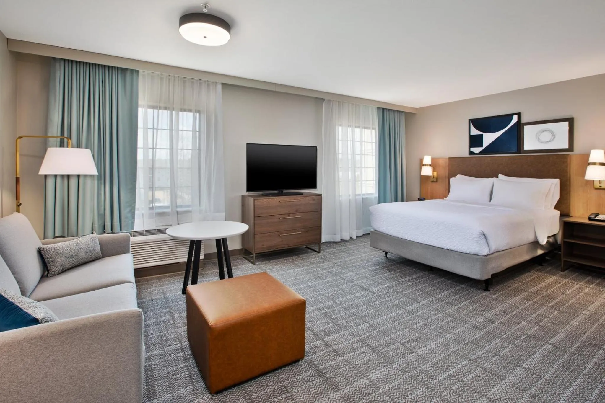 Photo of the whole room, Bed in Staybridge Suites Bismarck by IHG