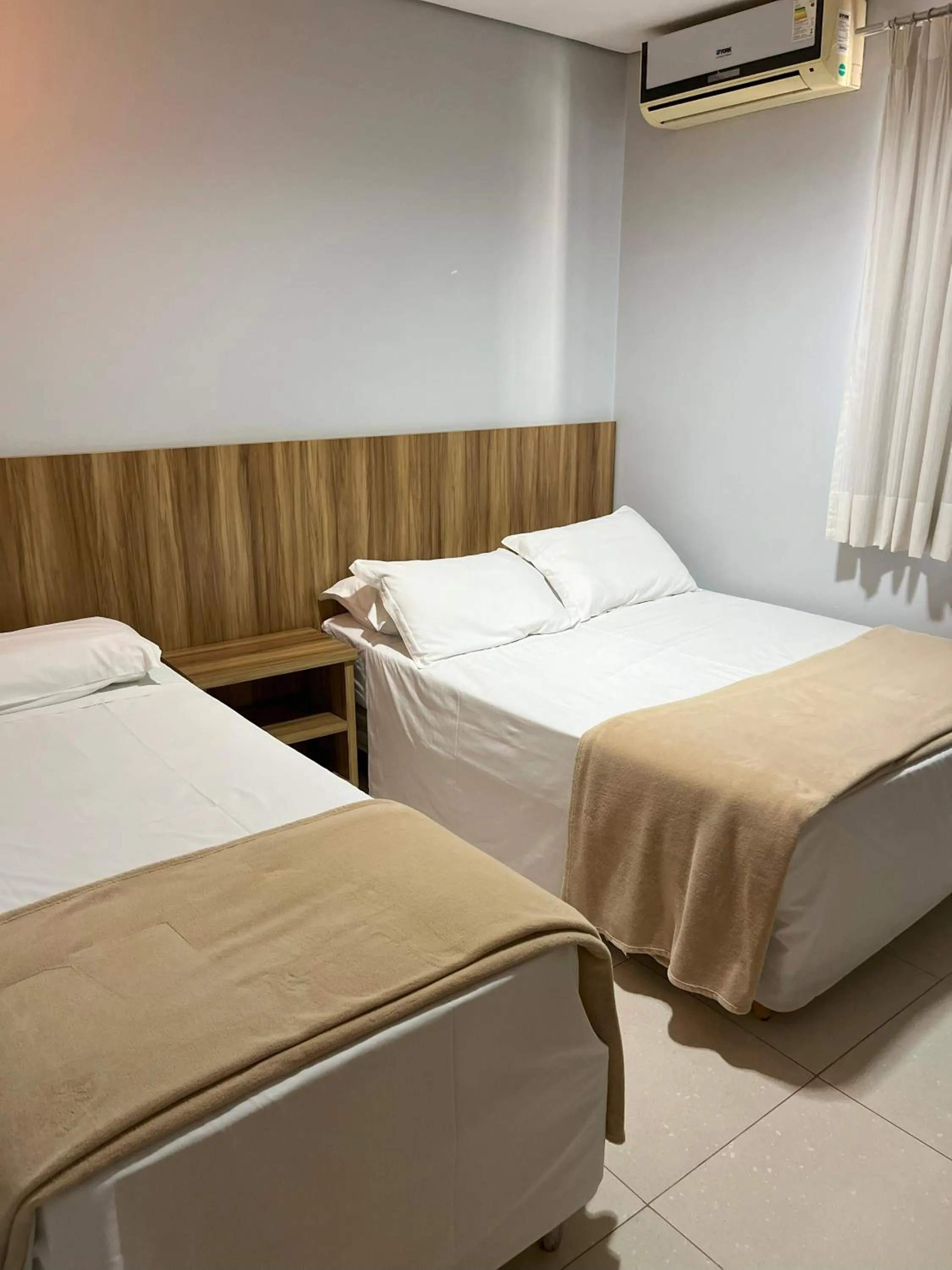 Bedroom, Bed in Maximus Sottile - by Easy Hotéis