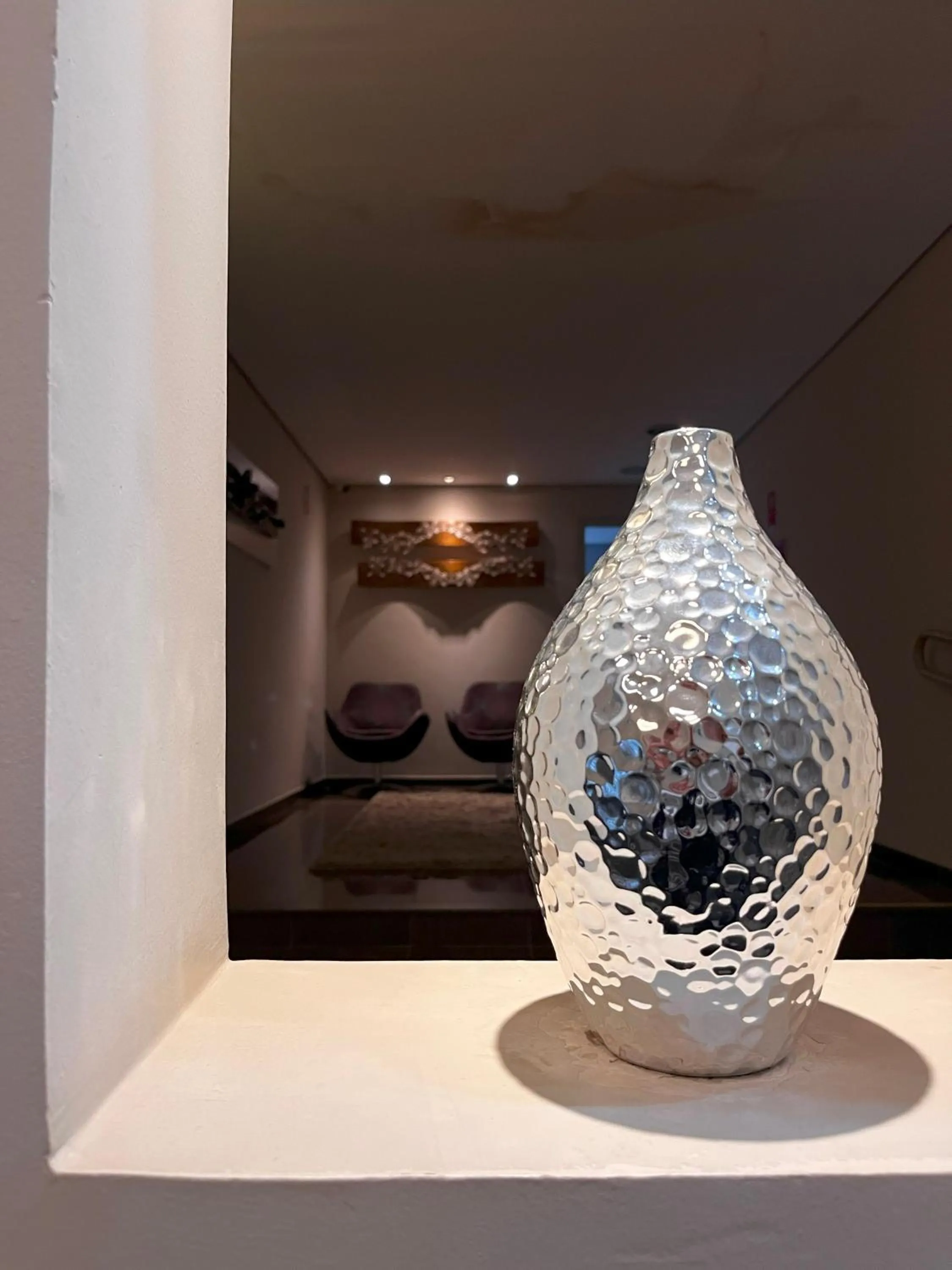 Seating area in Maximus Sottile - by Easy Hotéis