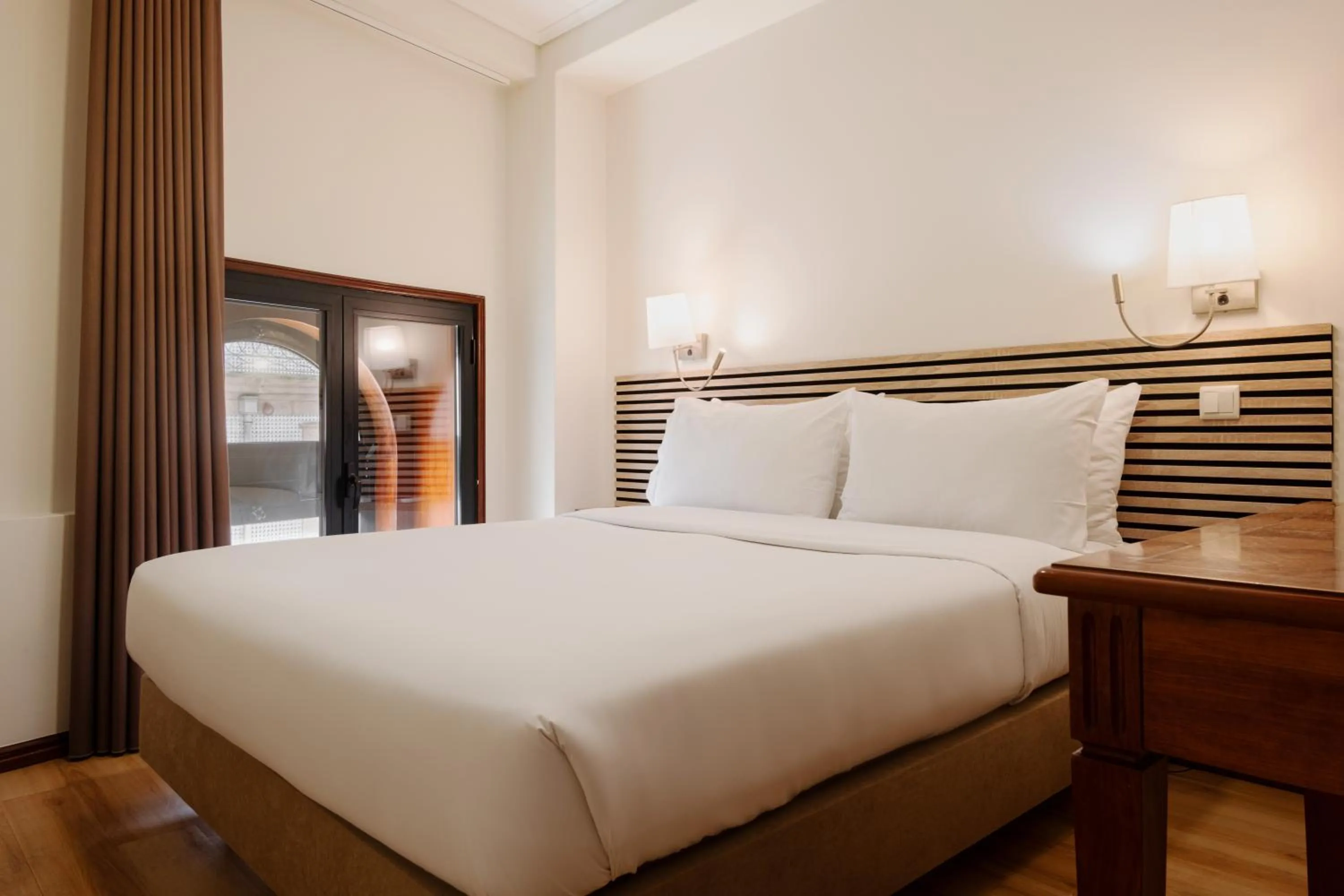 Bedroom, Bed in Hotel da Bolsa