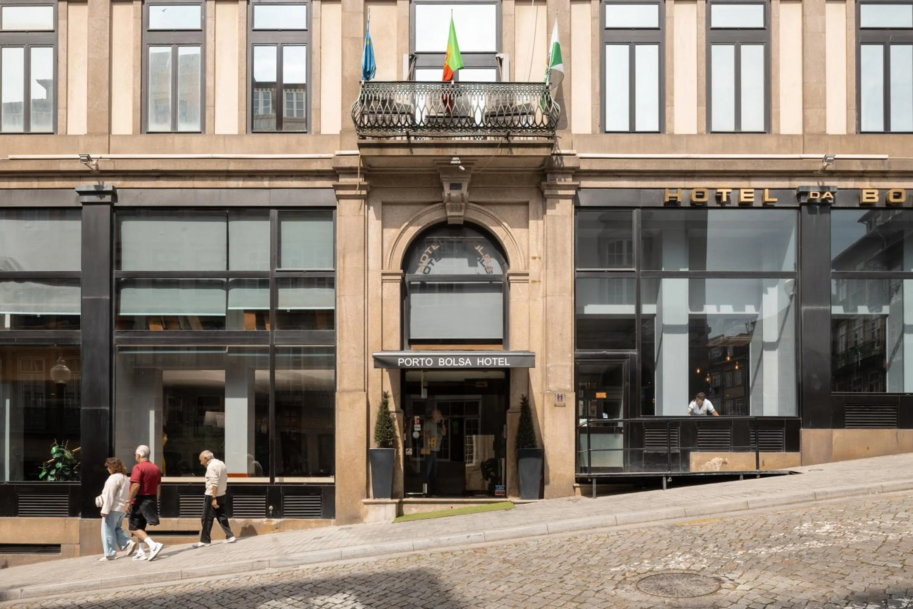 Facade/entrance in Hotel da Bolsa