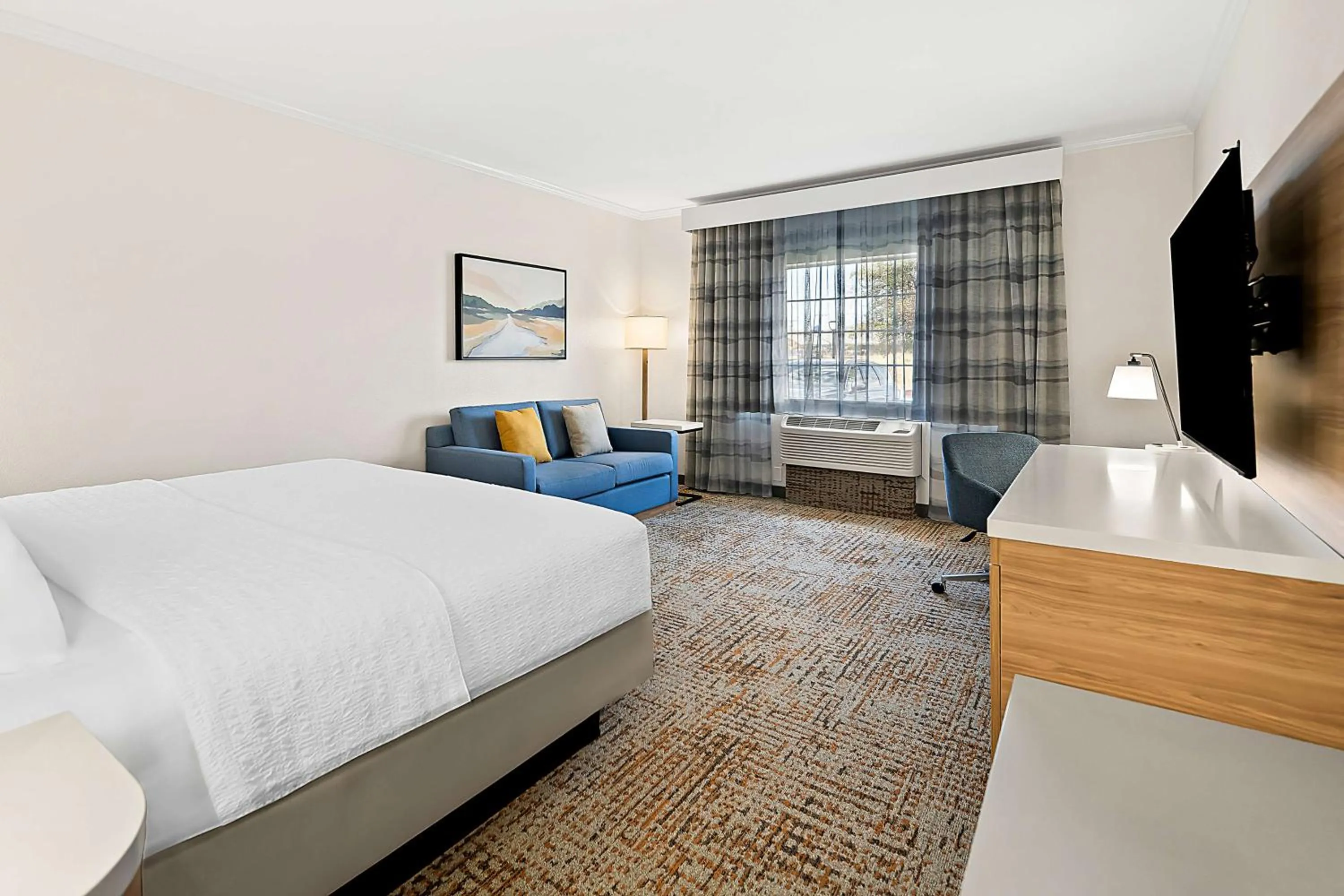 Bedroom, Bed in Hampton Inn Morgan Hill