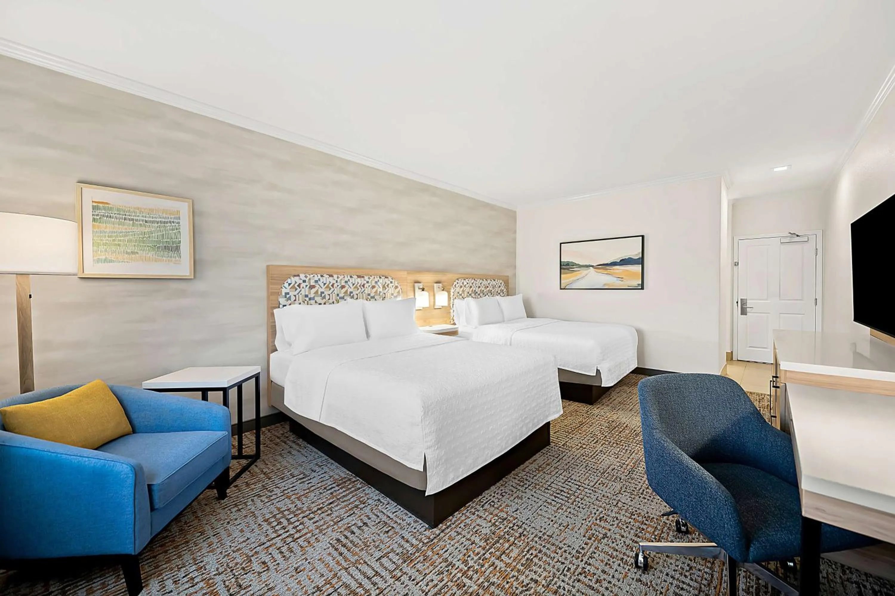 Bed in Hampton Inn Morgan Hill