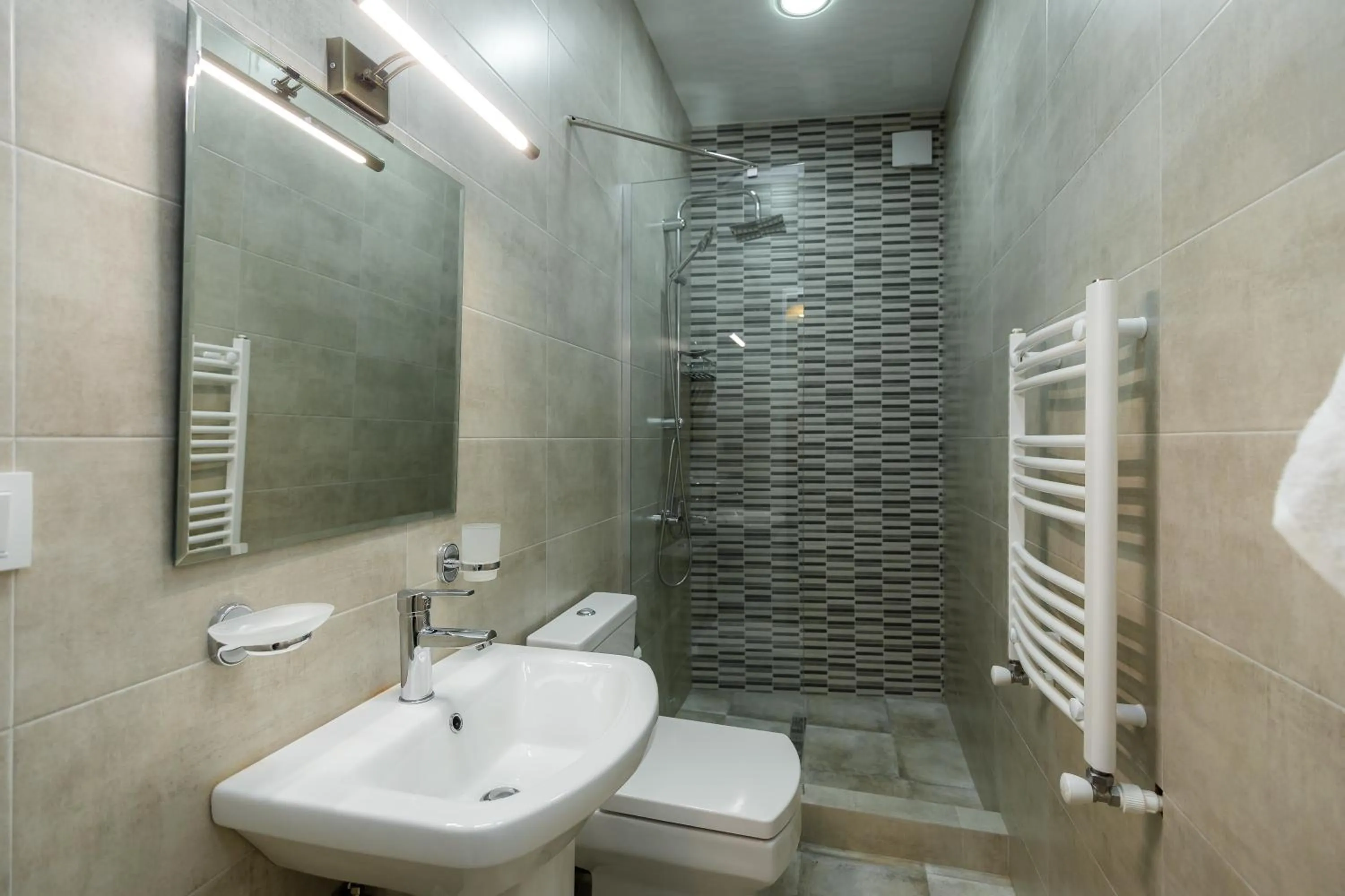 Bathroom in M & L Old Tbilisi