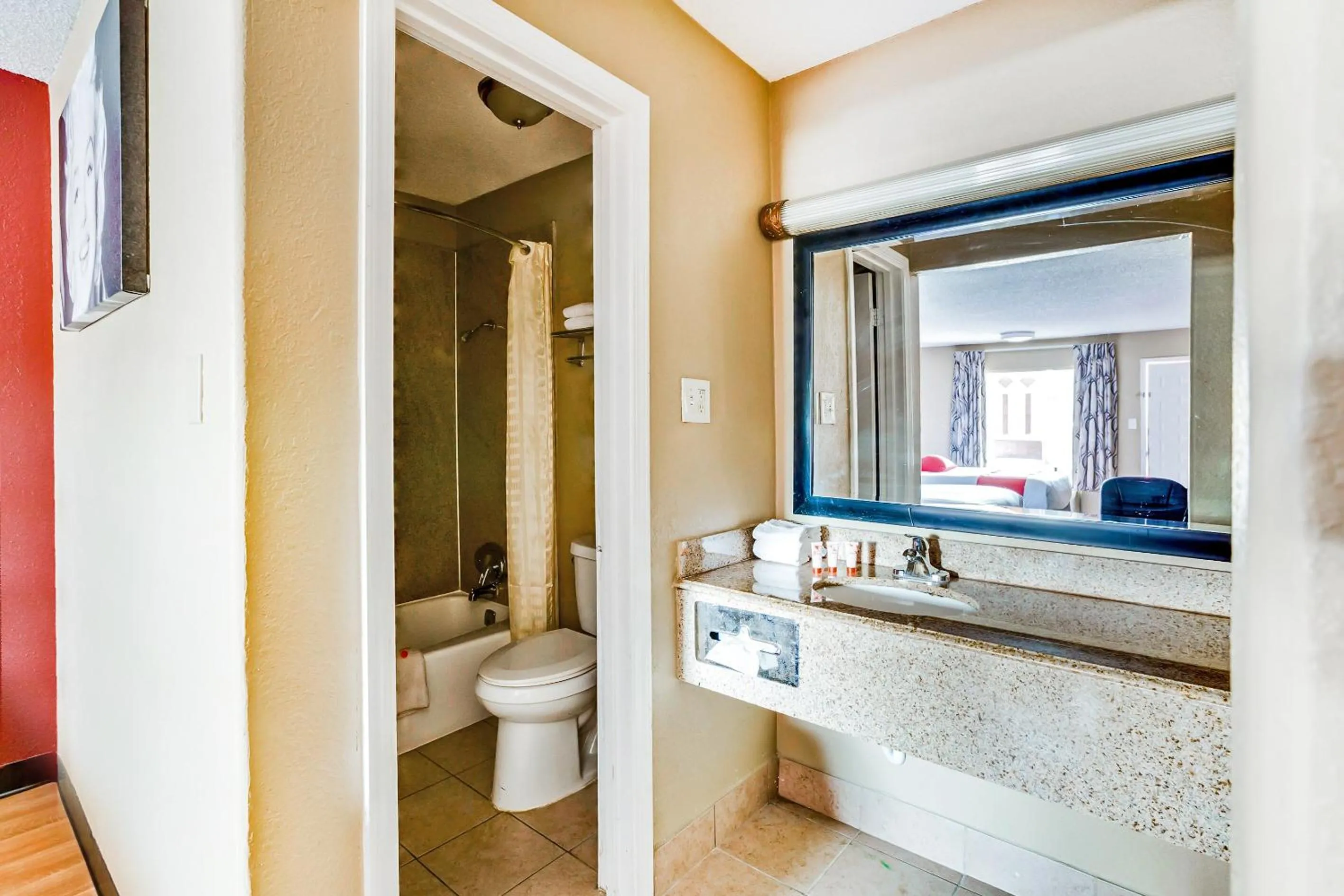 Bathroom in OYO Hotel Tyler Northwest Mineola Hwy