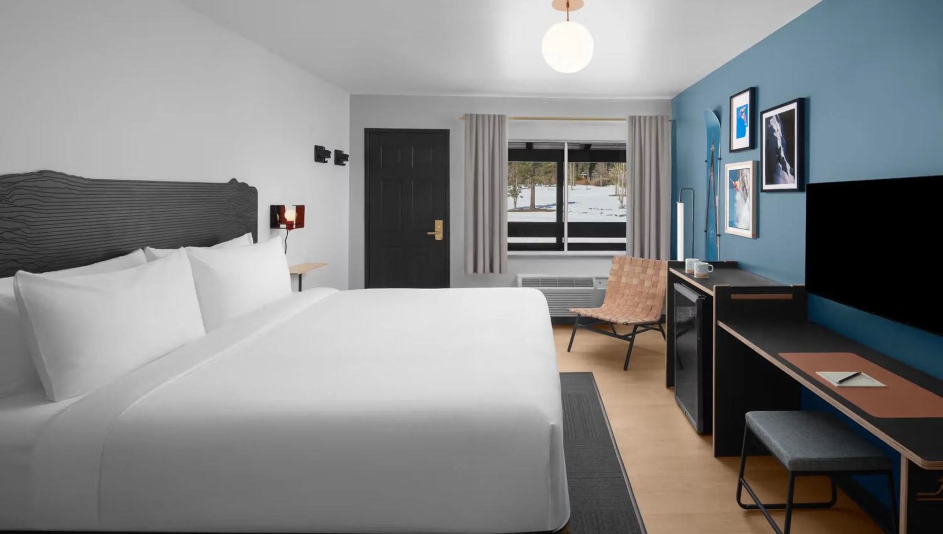 Bedroom, Bed in evo Hotel Tahoe City