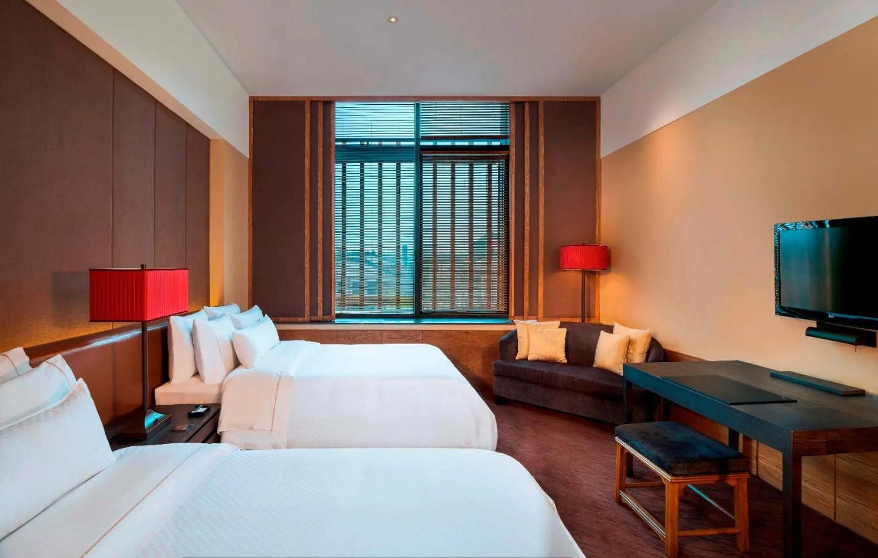 Bed in The Westin Xi'an - Enjoy 2 Free bottles of beer