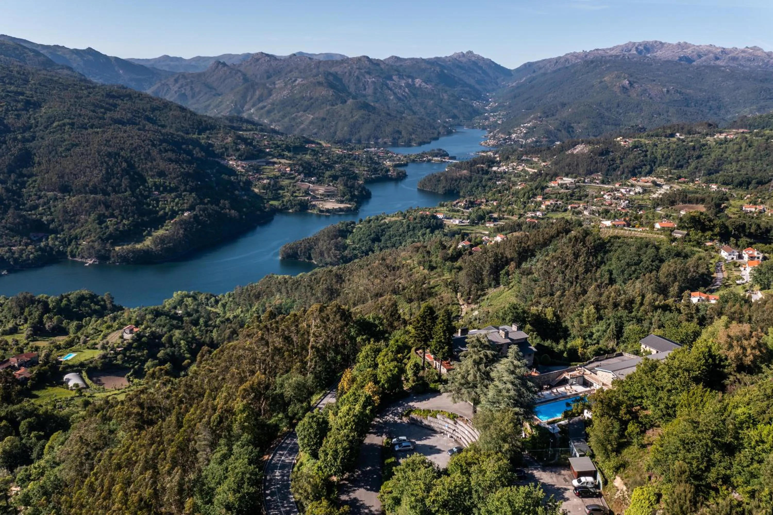 Mountain view in Pousada Geres-Caniçada