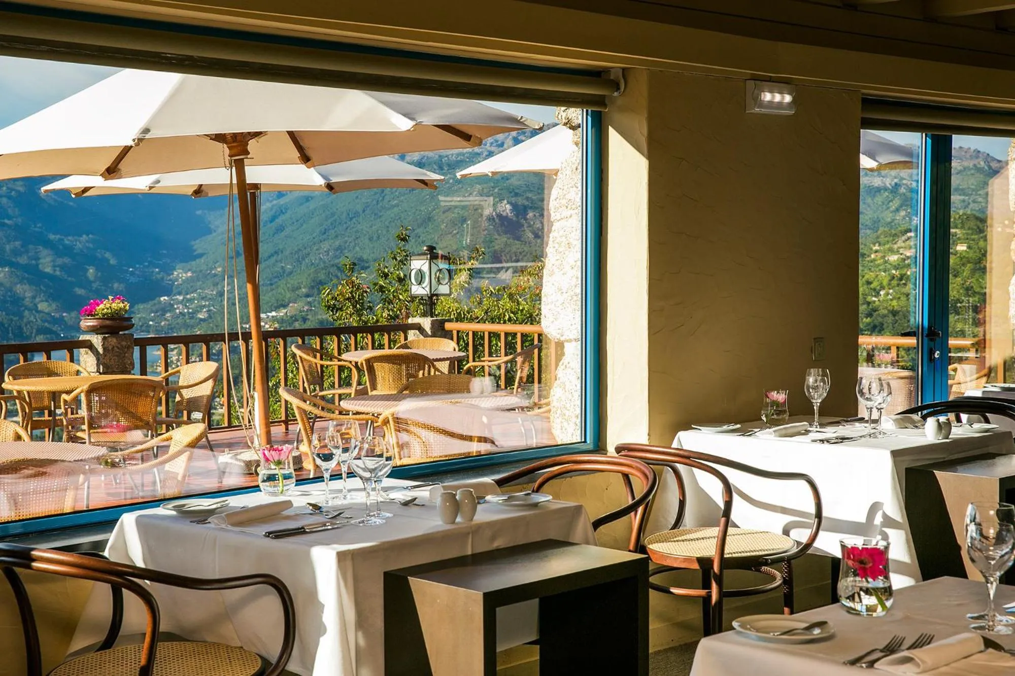 Restaurant/places to eat in Pousada Geres-Caniçada