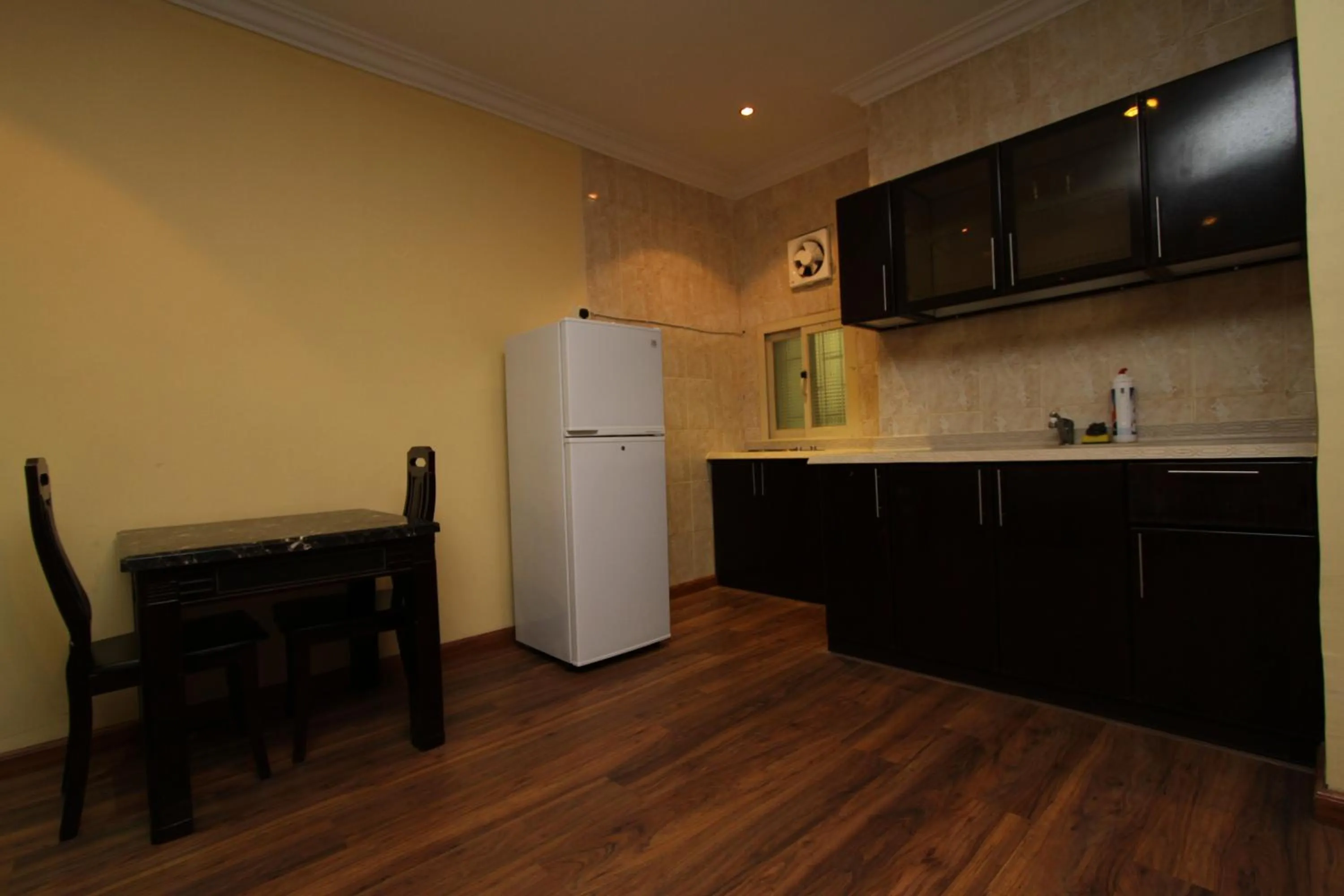 Kitchen or kitchenette in Raoum Inn Khafji Southern