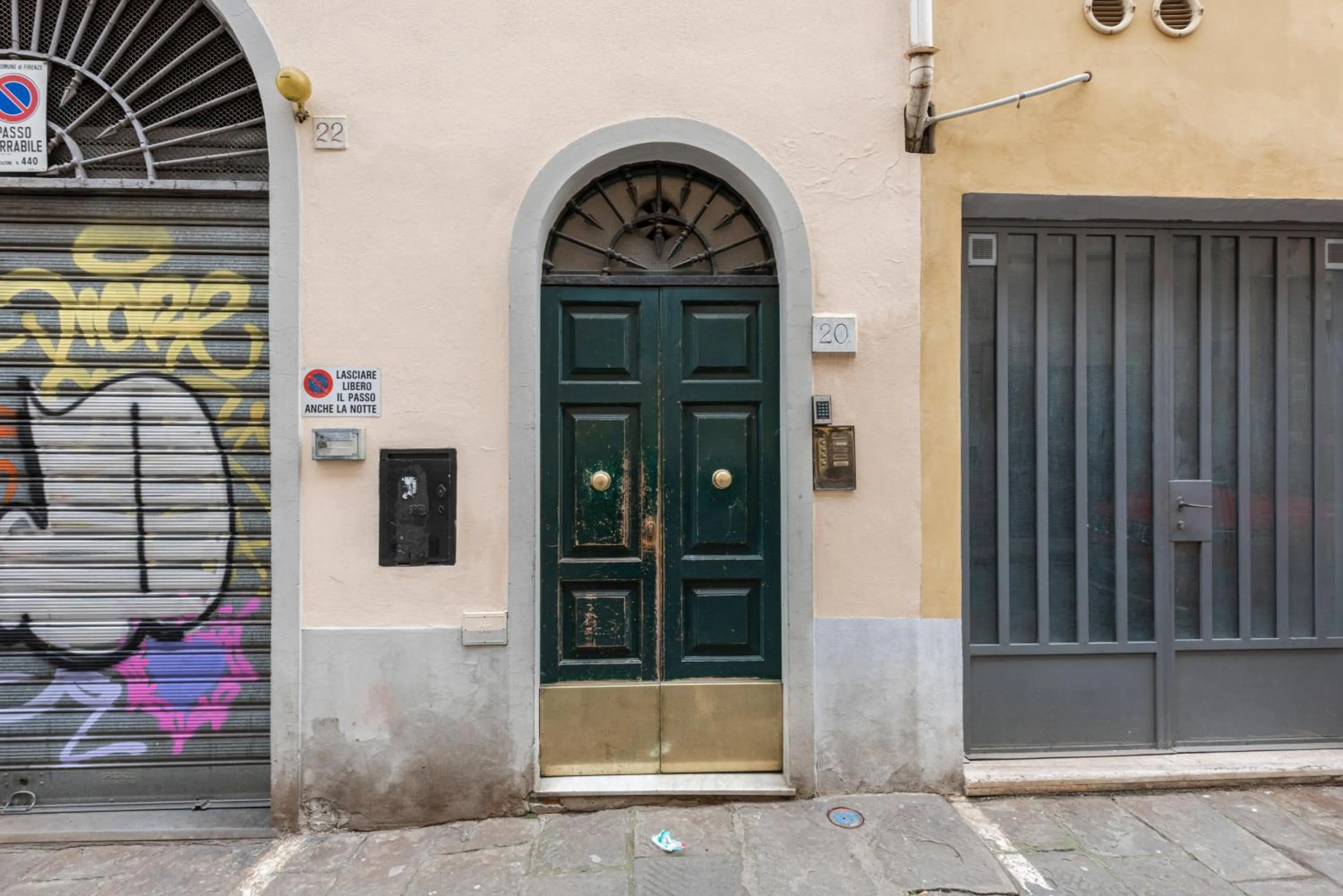 Santa Croce Retreat by Mmega