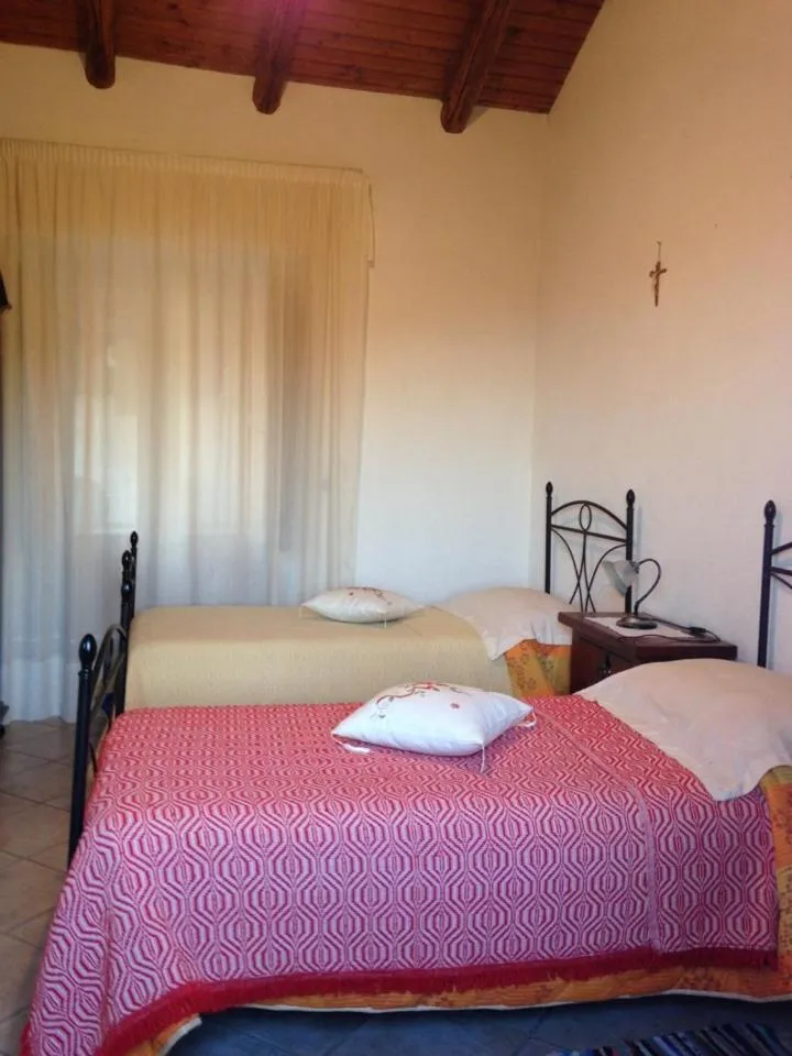 Bed in Penisola Verde b&b