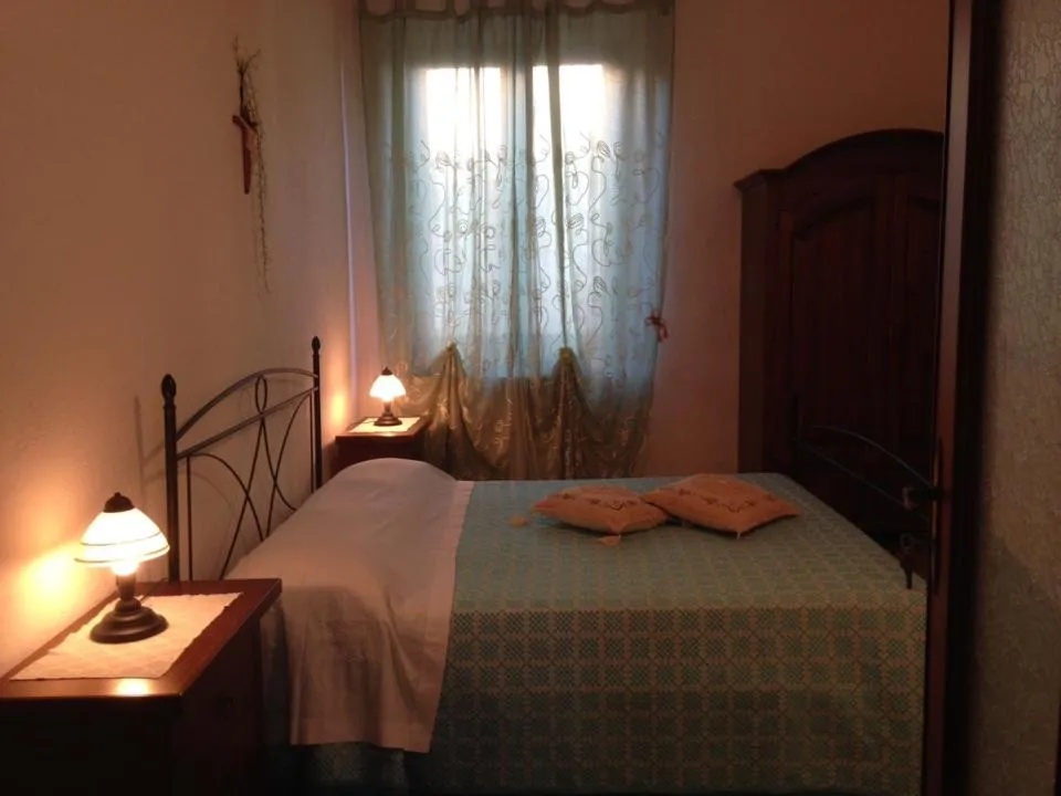 Bed in Penisola Verde b&b