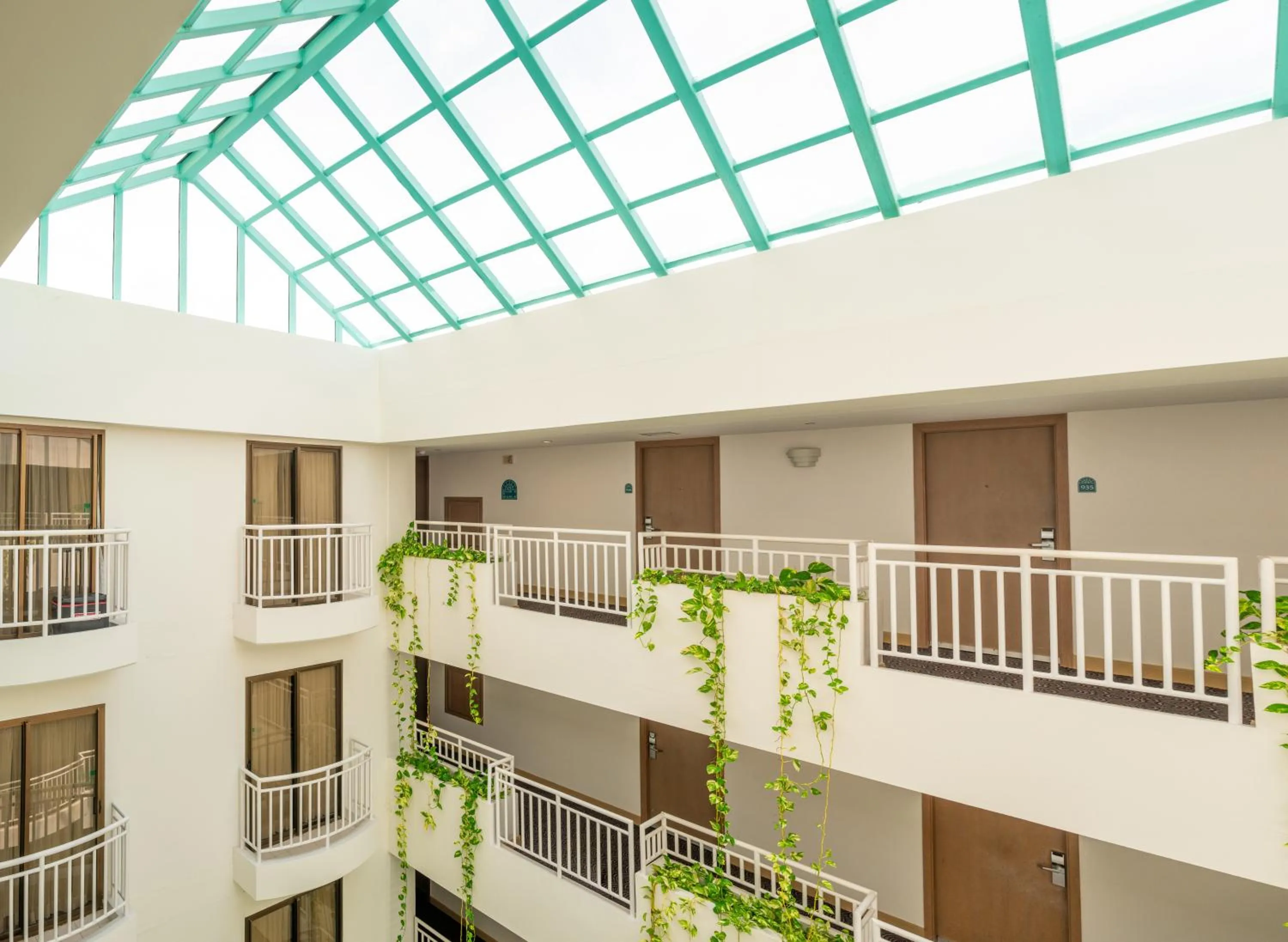 Area and facilities in Holiday Resort & Spa Guam