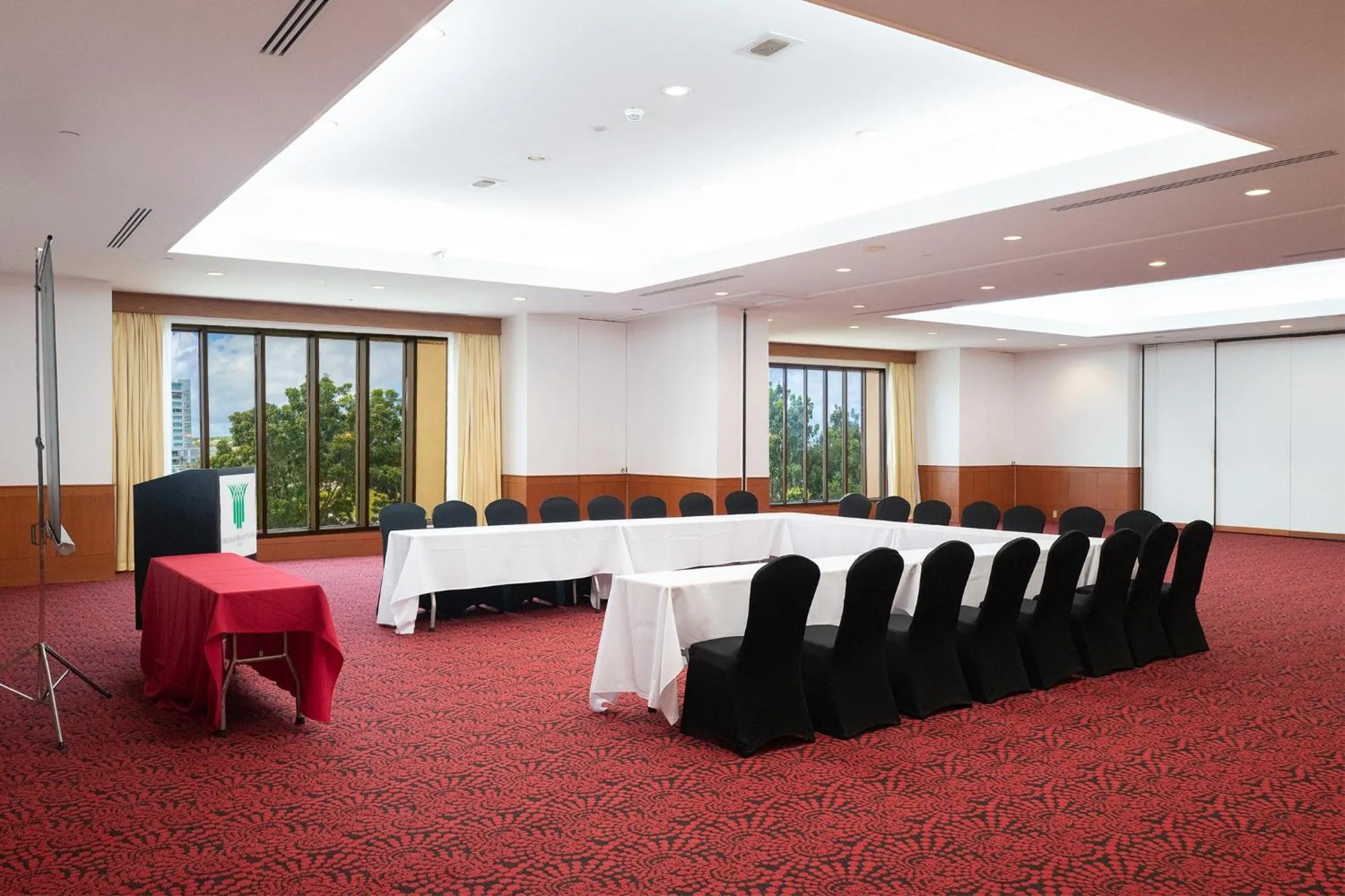 Banquet/Function facilities in Holiday Resort & Spa Guam