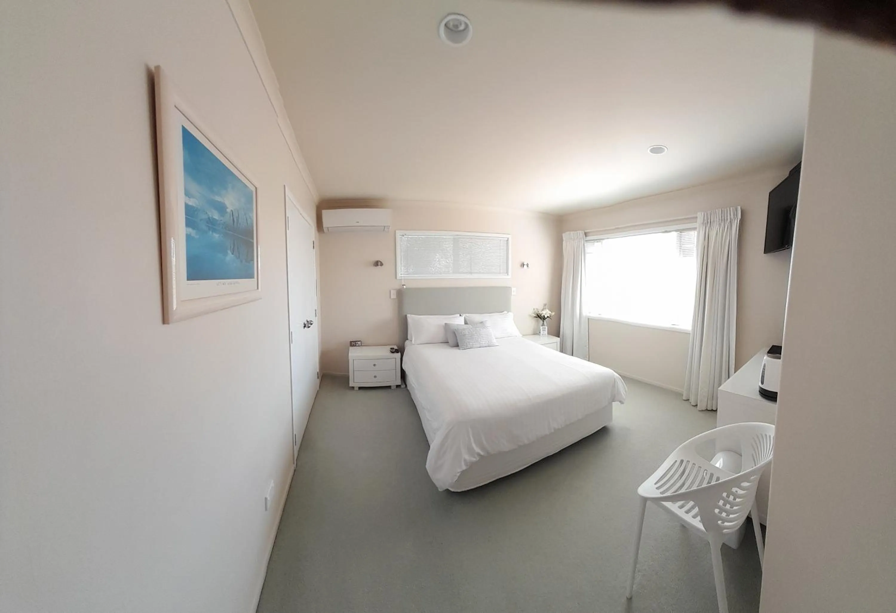 Bedroom, Bed in Seascape Villa B&B