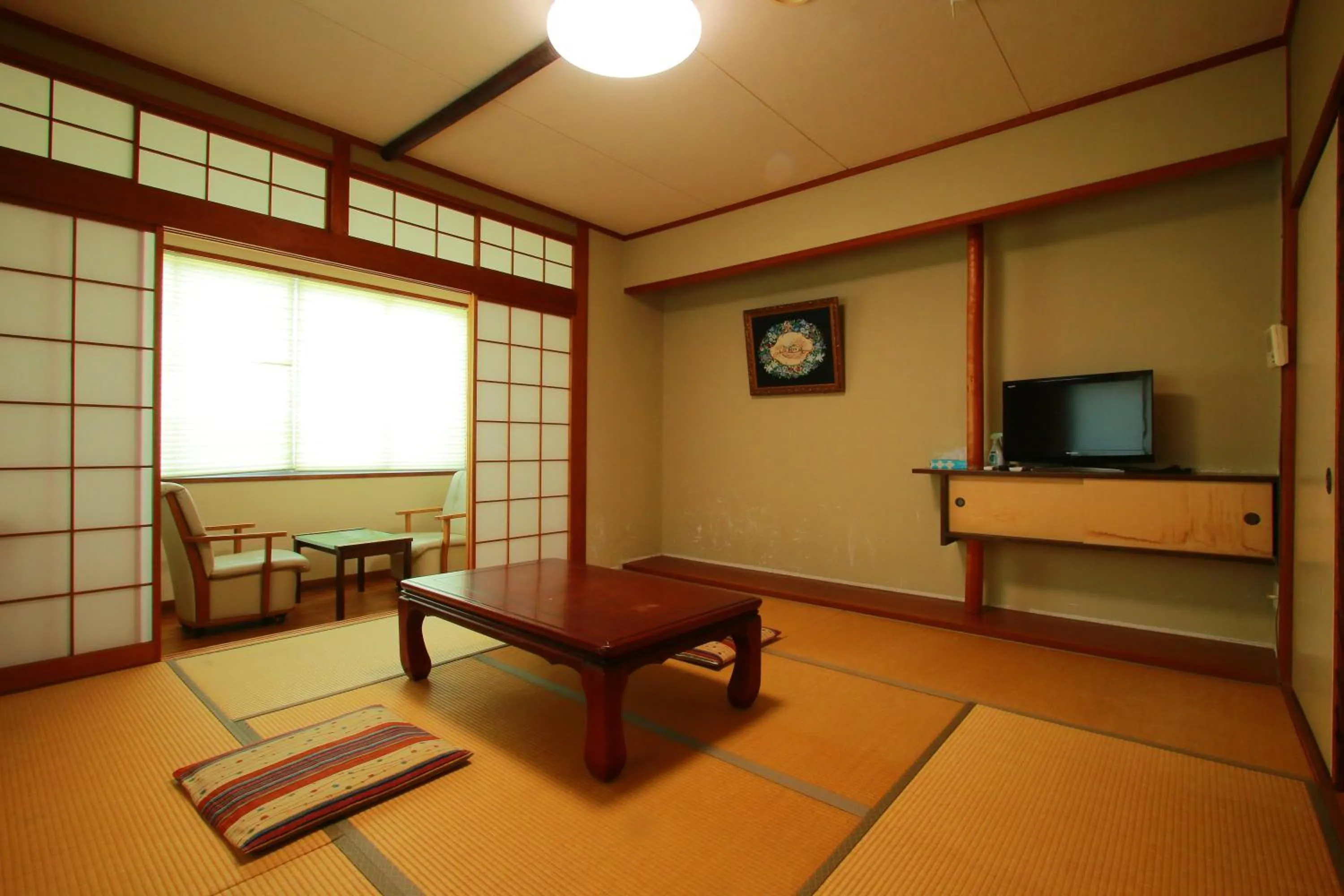 Photo of the whole room in Family Ryokan Kawakyu with Showa Retro, private hot spring