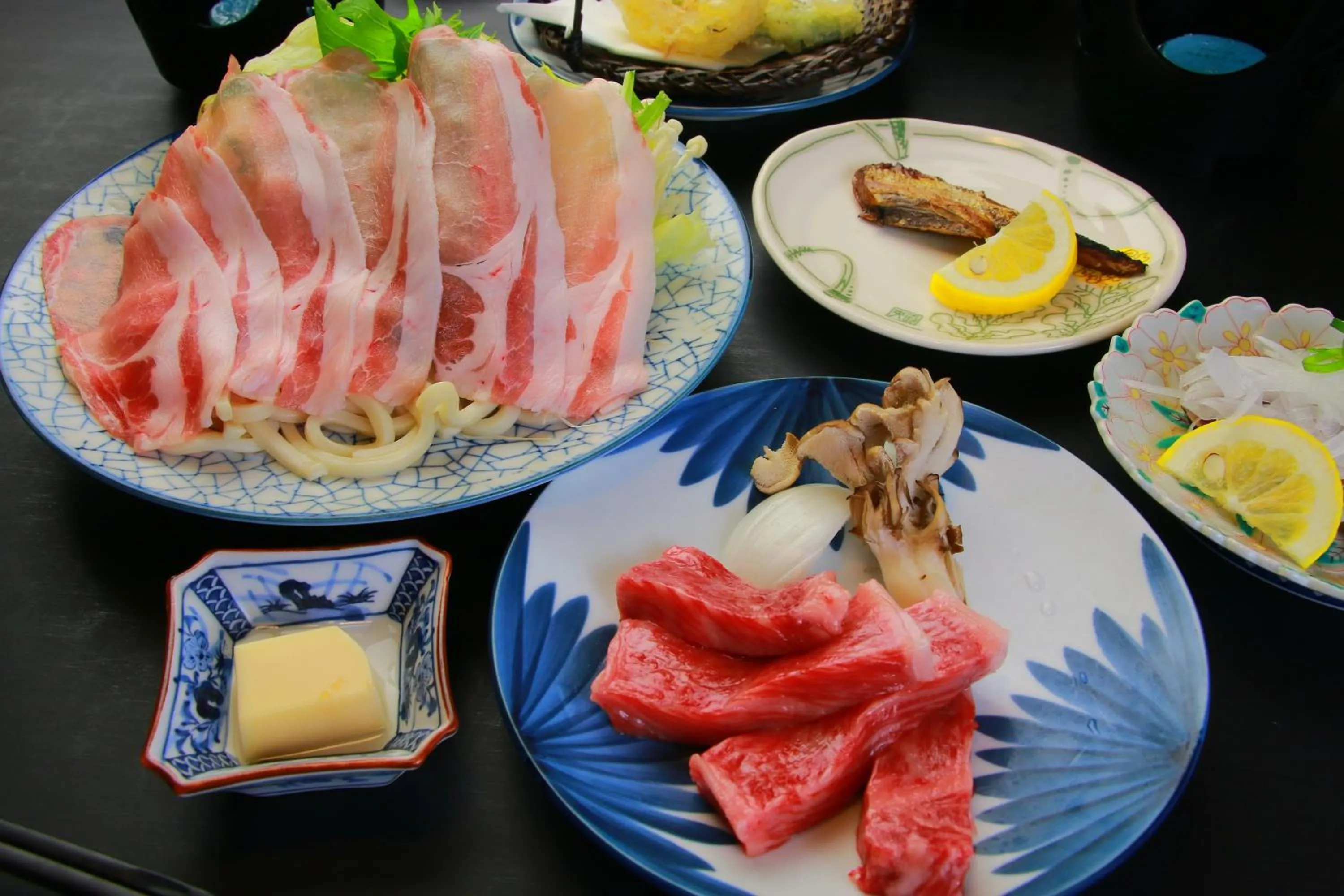 Dinner in Family Ryokan Kawakyu with Showa Retro, private hot spring