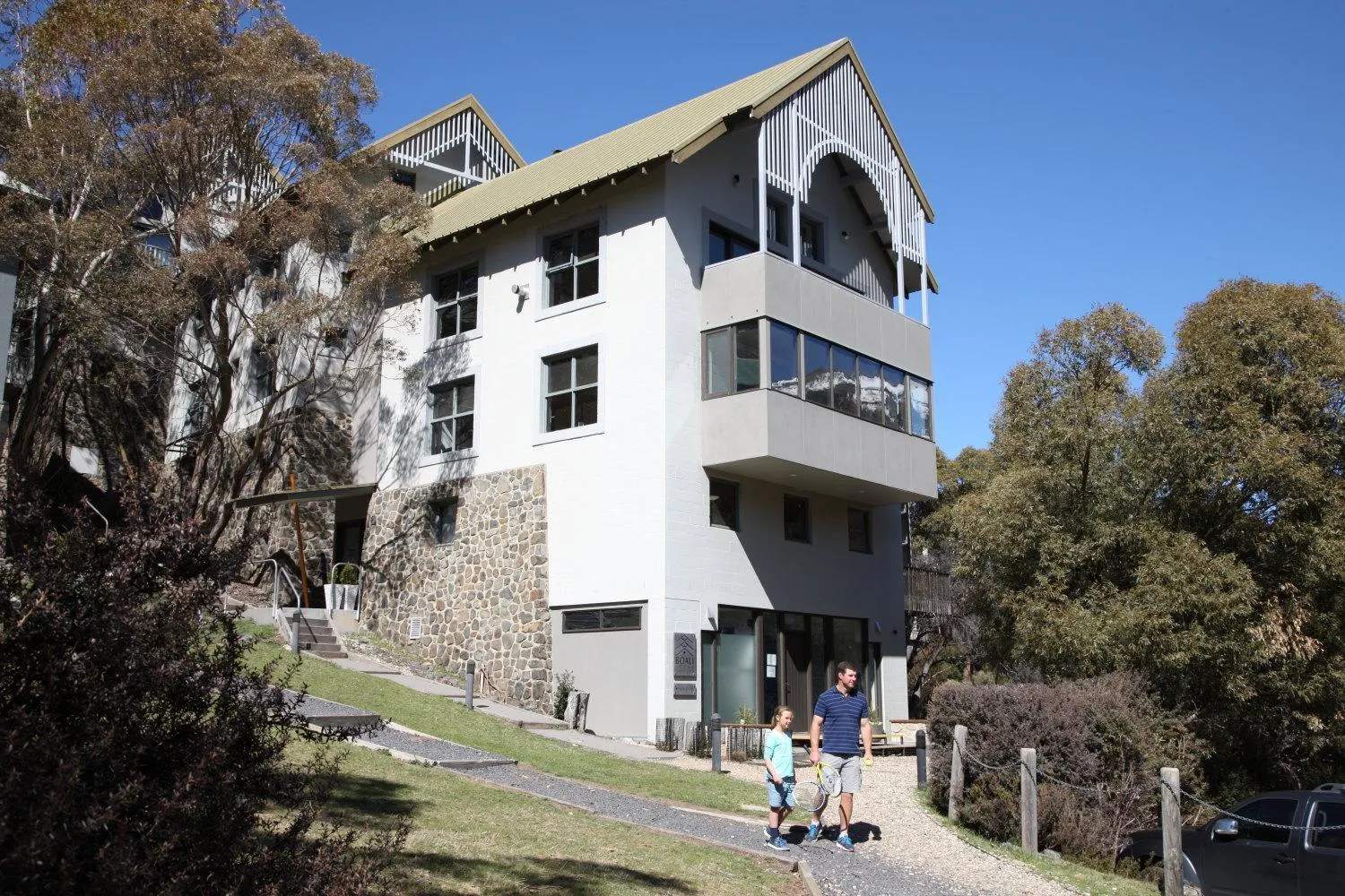 Facade/entrance in Boali Lodge Thredbo