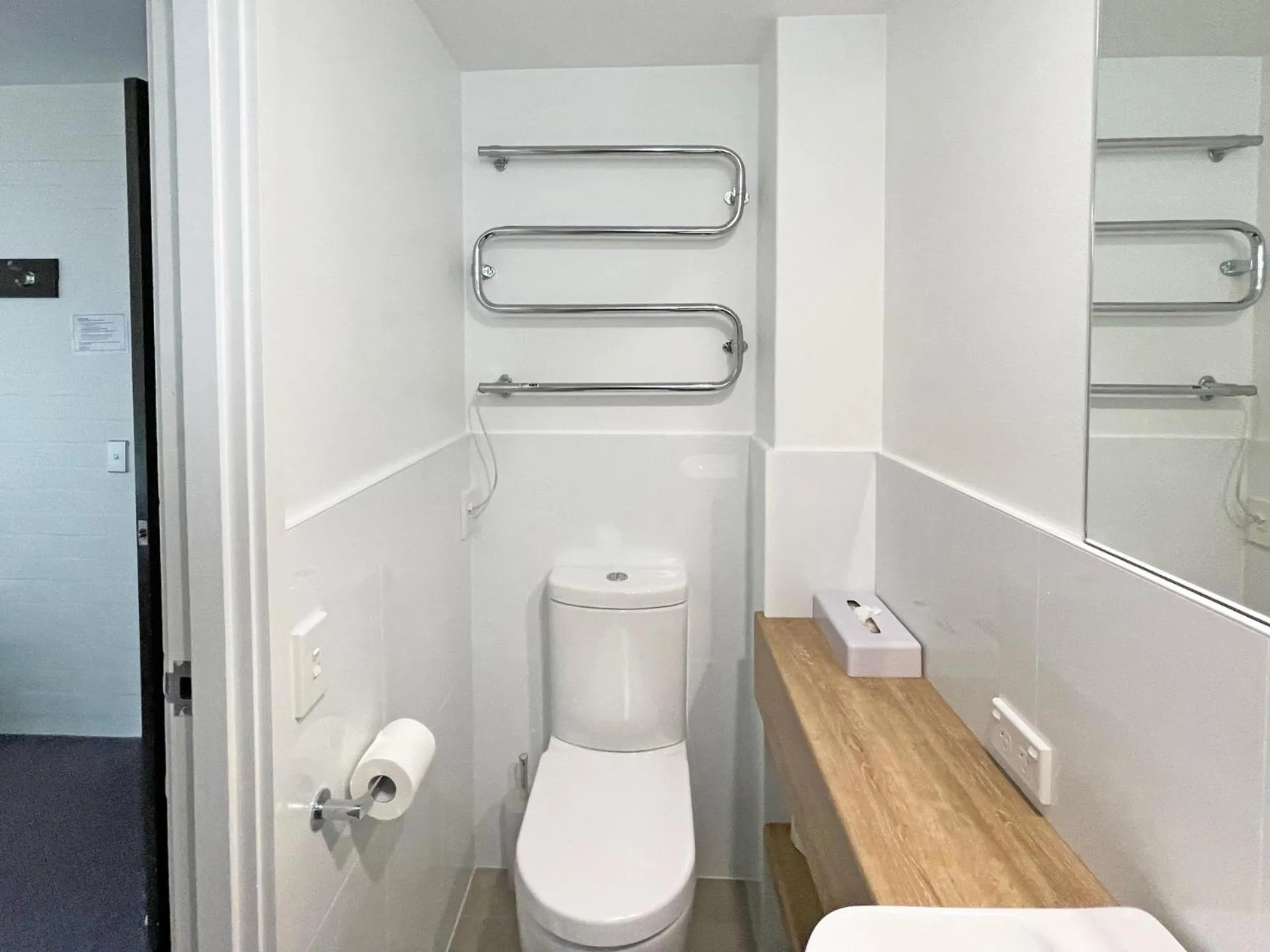 Toilet in Boali Lodge Thredbo