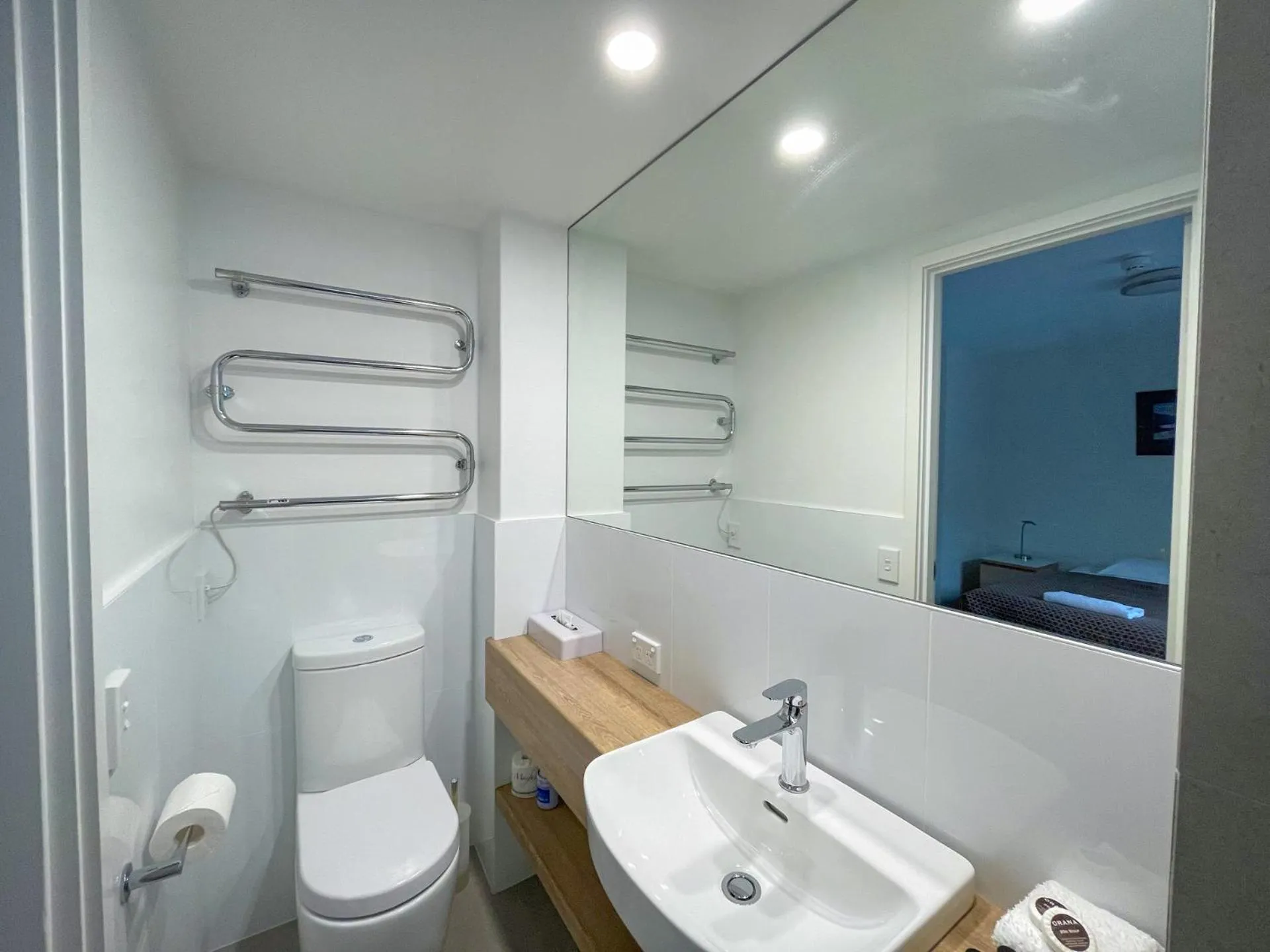 Toilet in Boali Lodge Thredbo