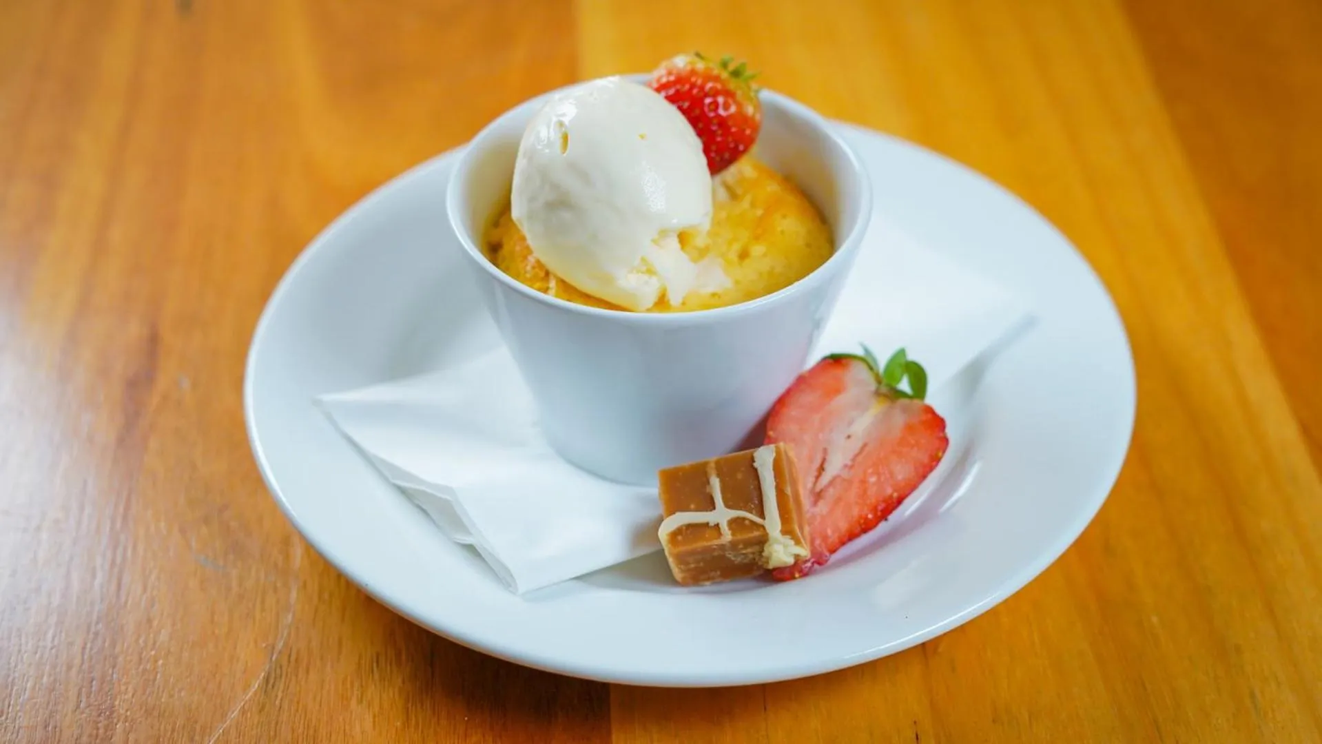 Food and drinks in Boali Lodge Thredbo