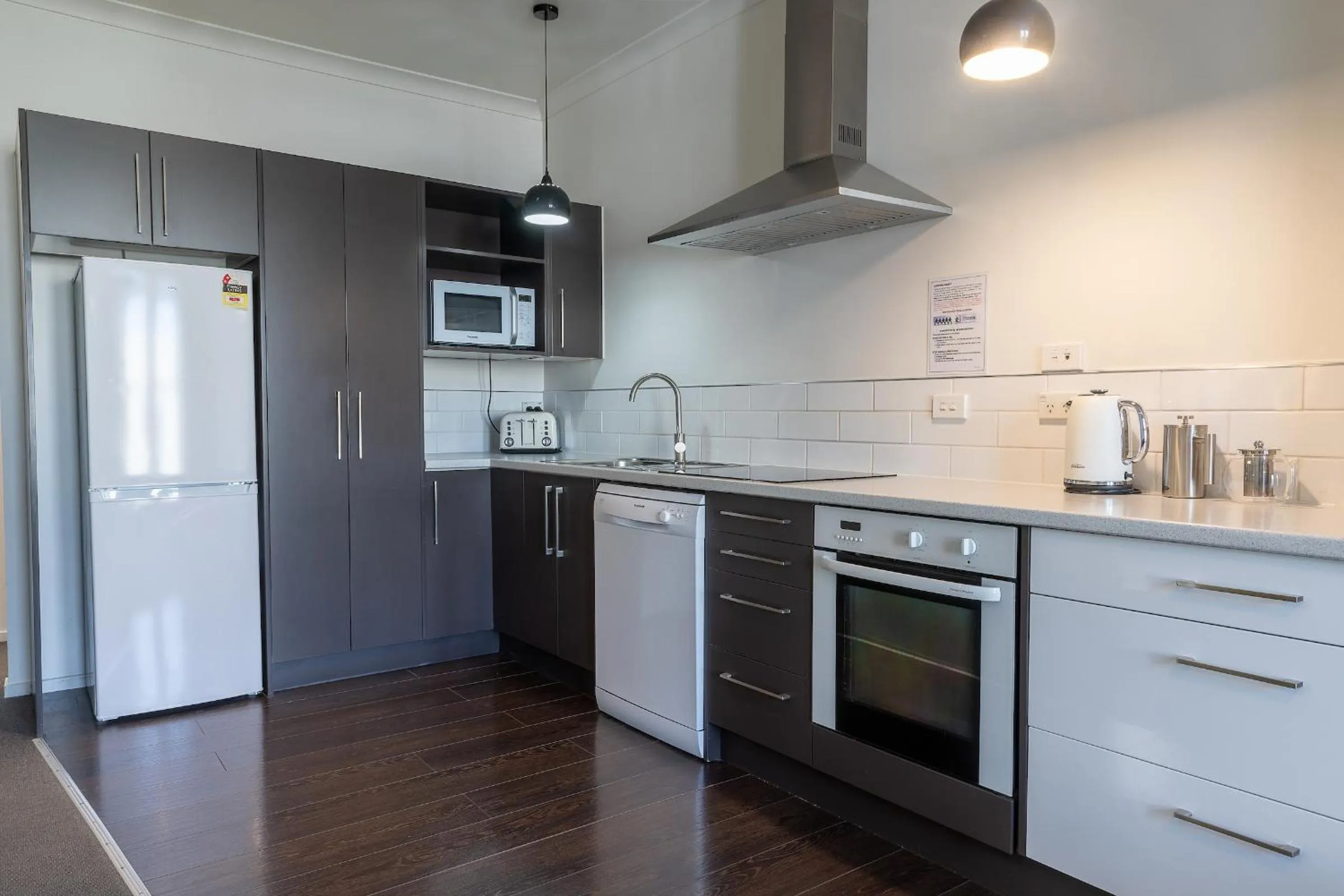 315 Euro Motel and Serviced Apartments