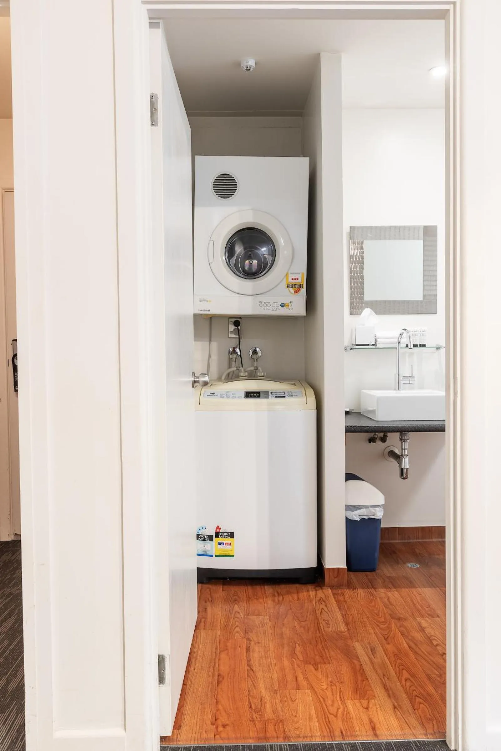 315 Euro Motel and Serviced Apartments