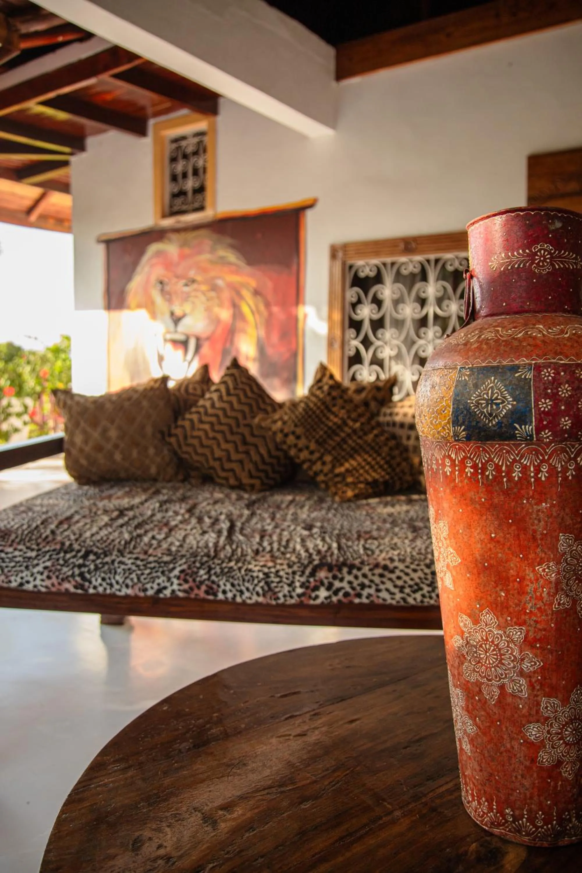 Decorative detail in African House Resort