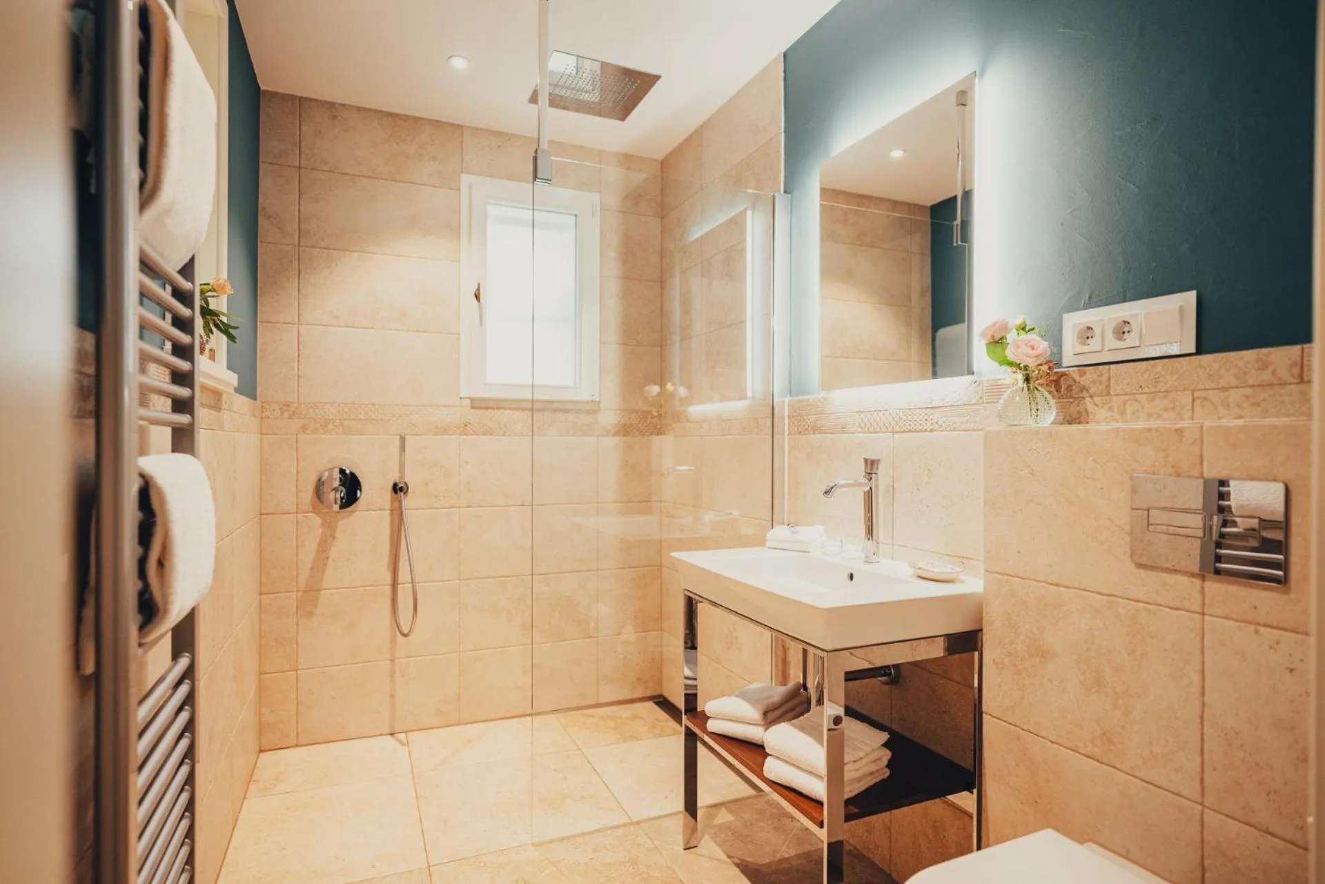 Bathroom in Villa Sorgenfrei und Restaurant Atelier Sanssouci