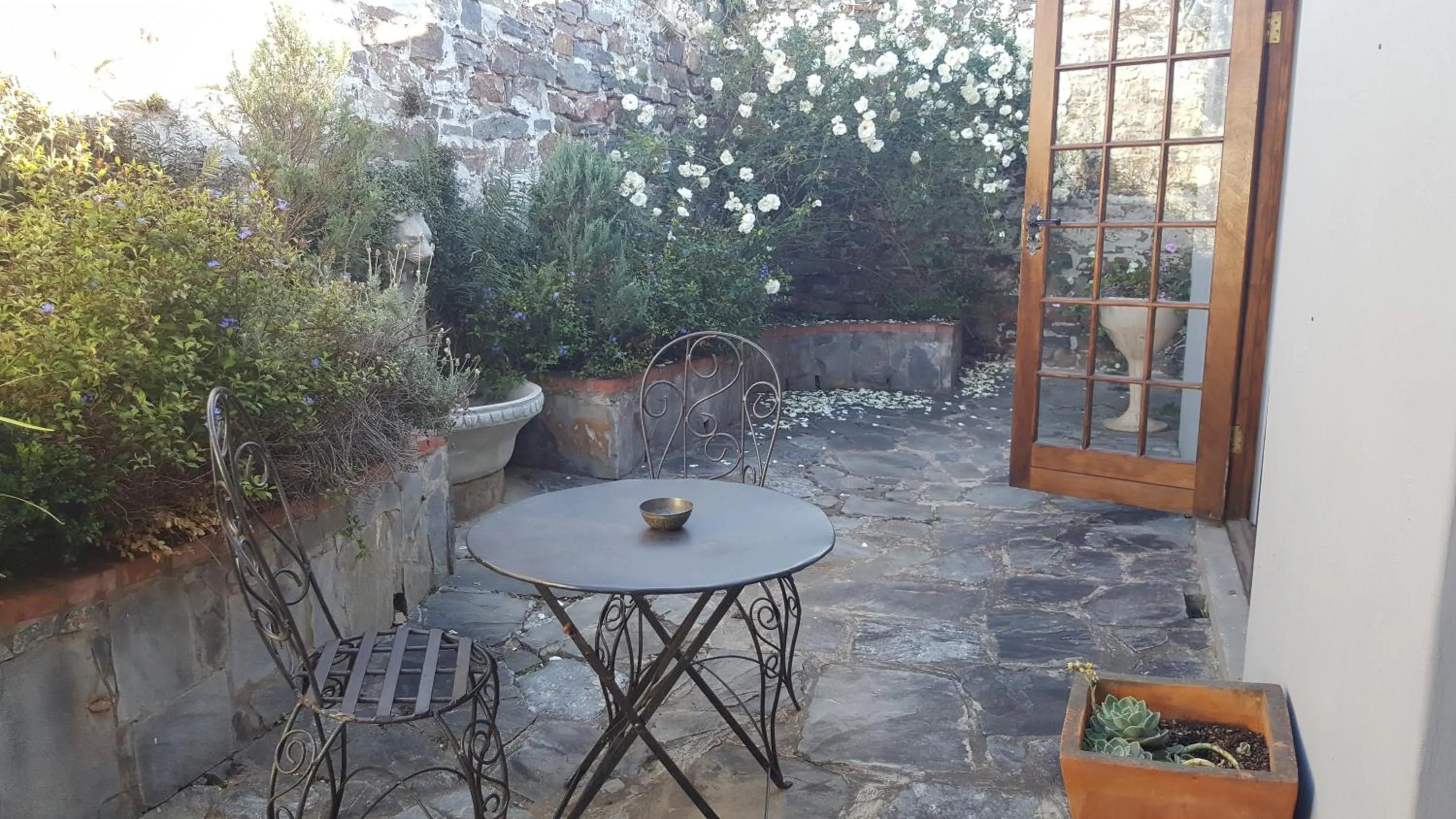 Garden view in Bartholomew's Loft