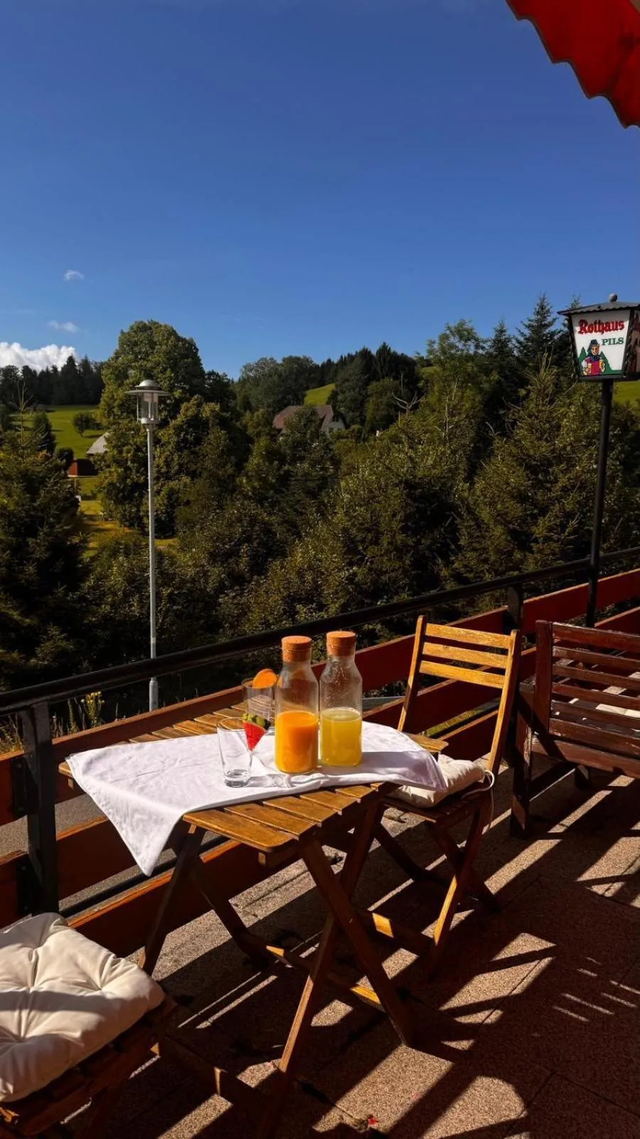 Patio in Boutique Hotel & Apartments Pension Sternen