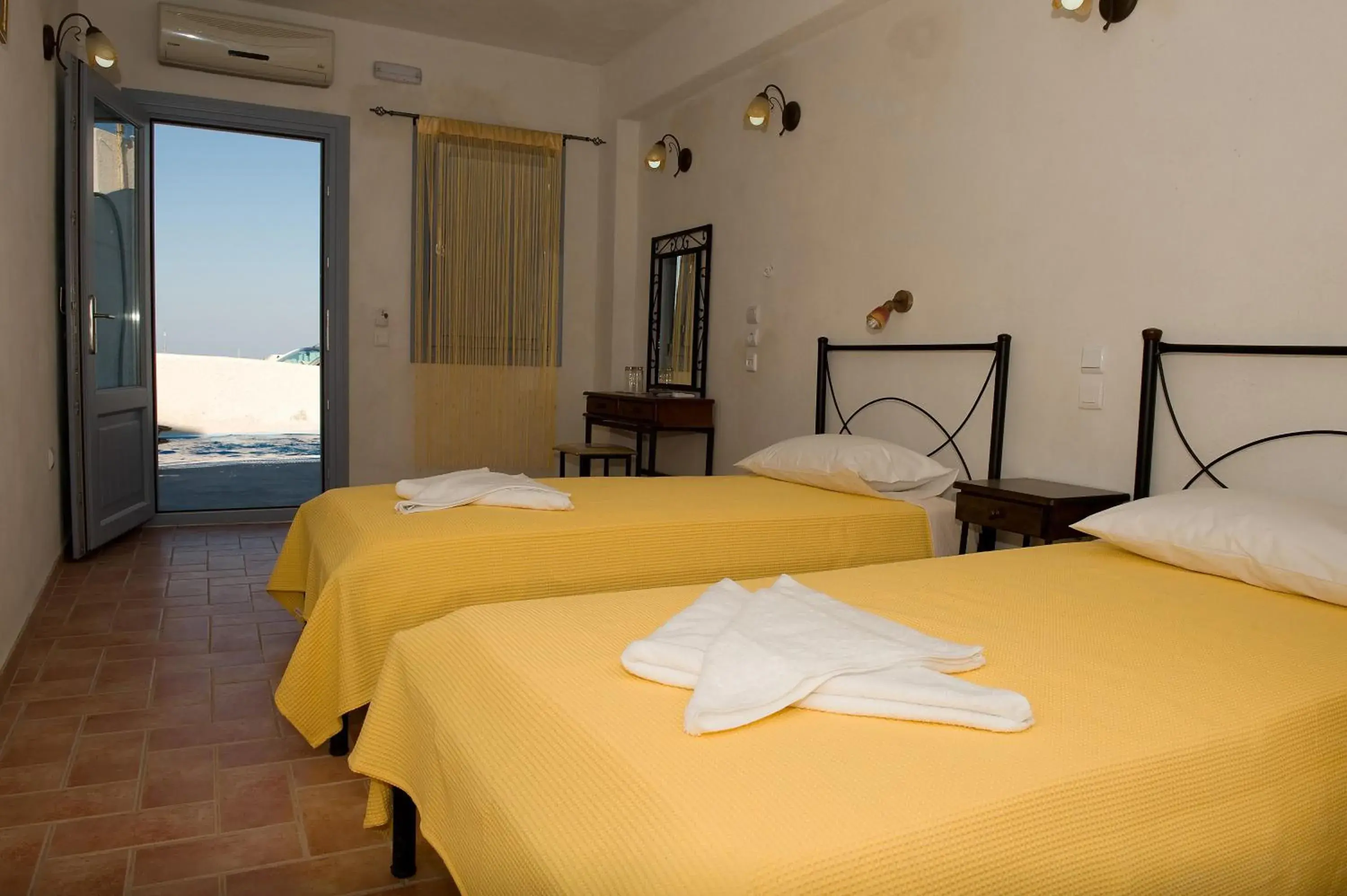 Quadruple Room in Villa Murano Quadruple Room in Villa Murano