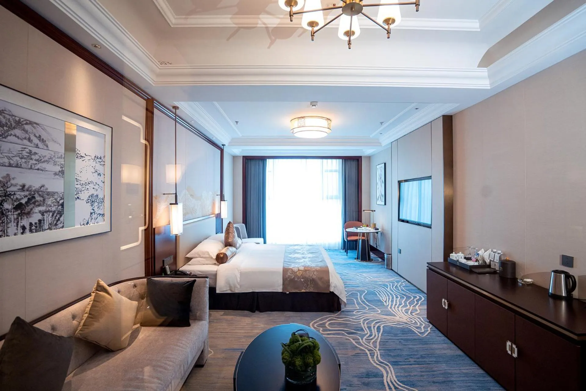 Photo of the whole room, Bed in Yancheng Shuicheng Hotel