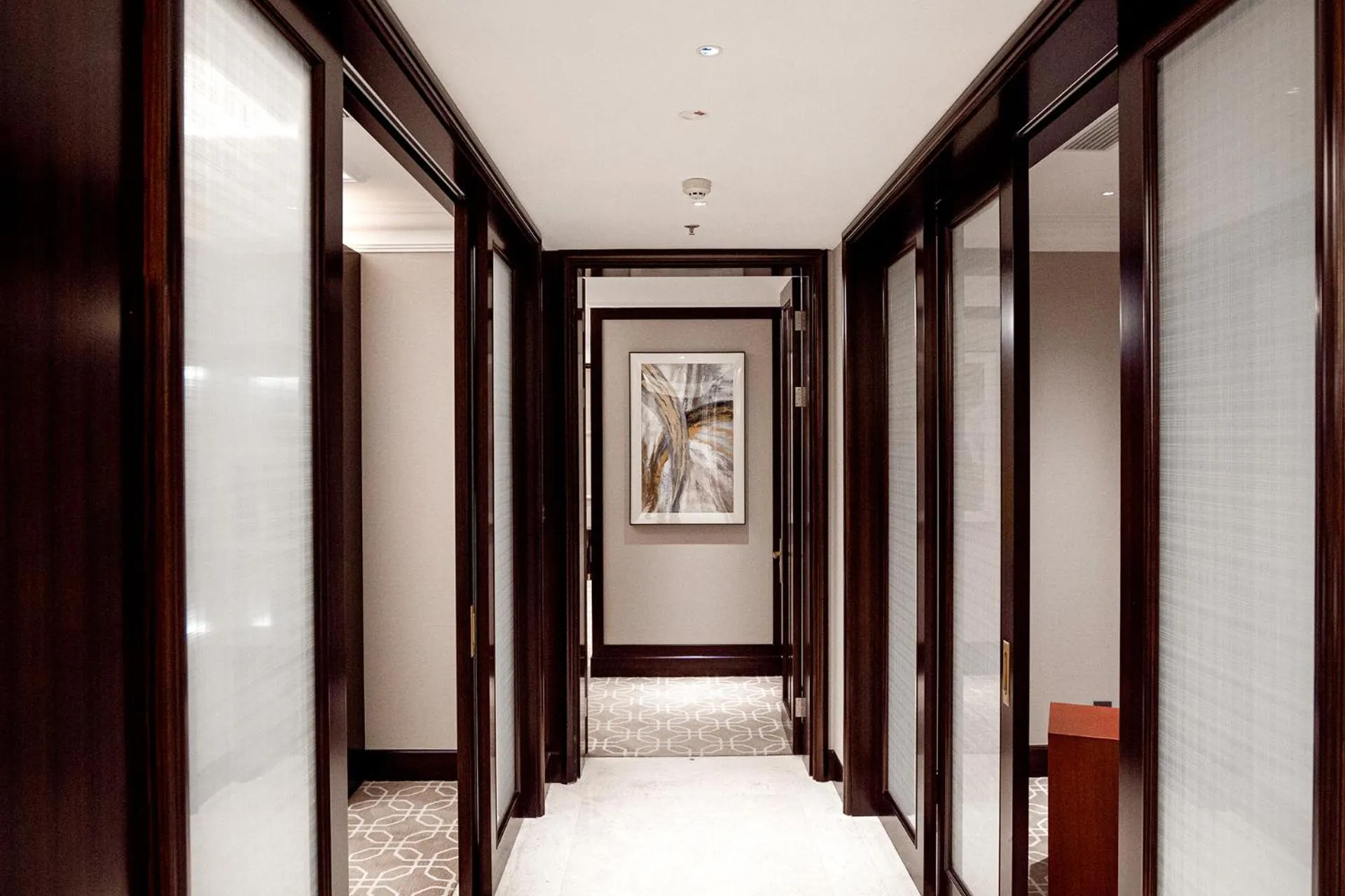 wardrobe in Yancheng Shuicheng Hotel