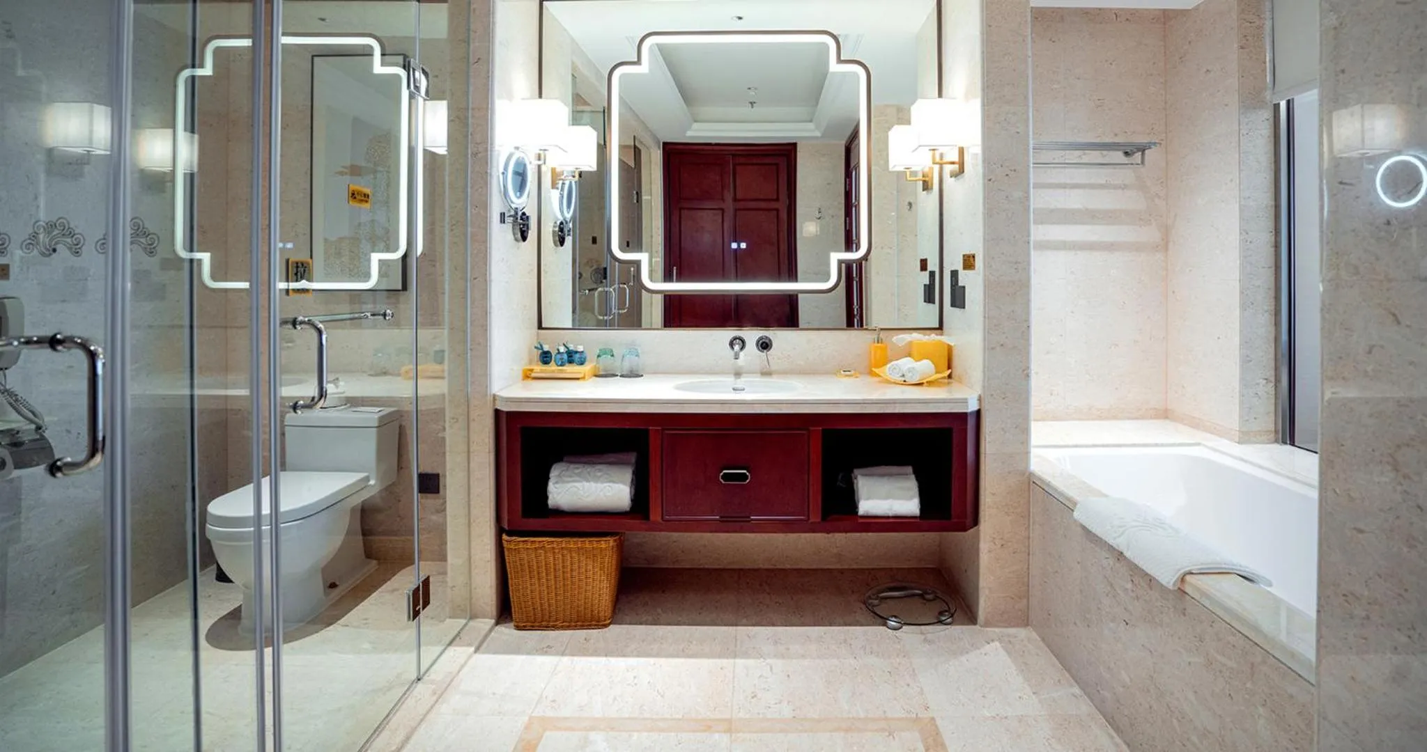 Toilet in Yancheng Shuicheng Hotel