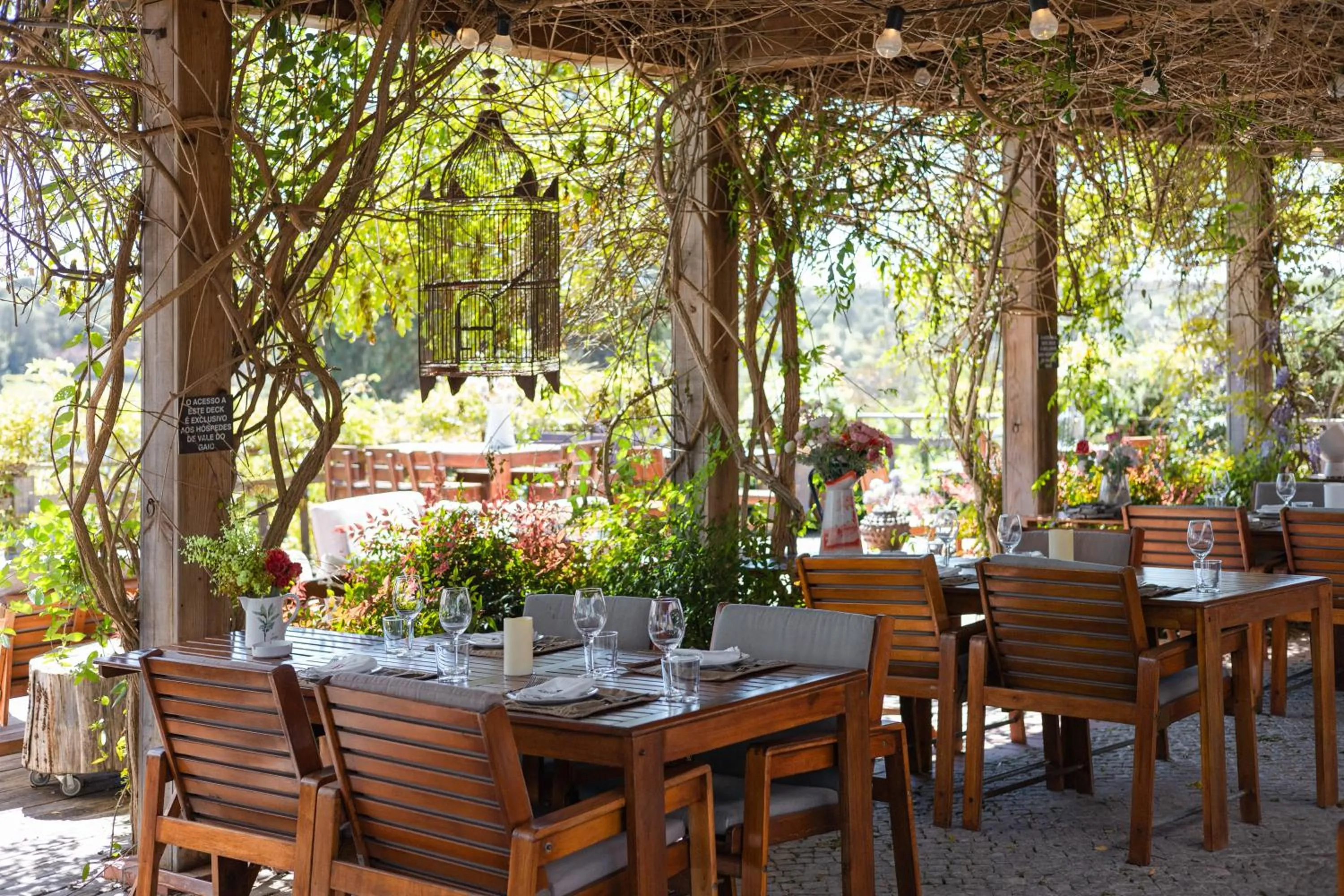 Restaurant/places to eat in Vale do Gaio Hotel