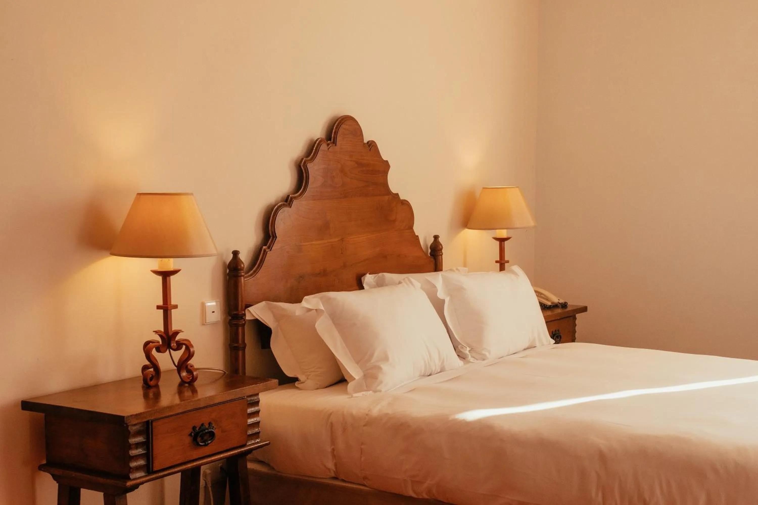 Bedroom, Bed in Pousada de Valença