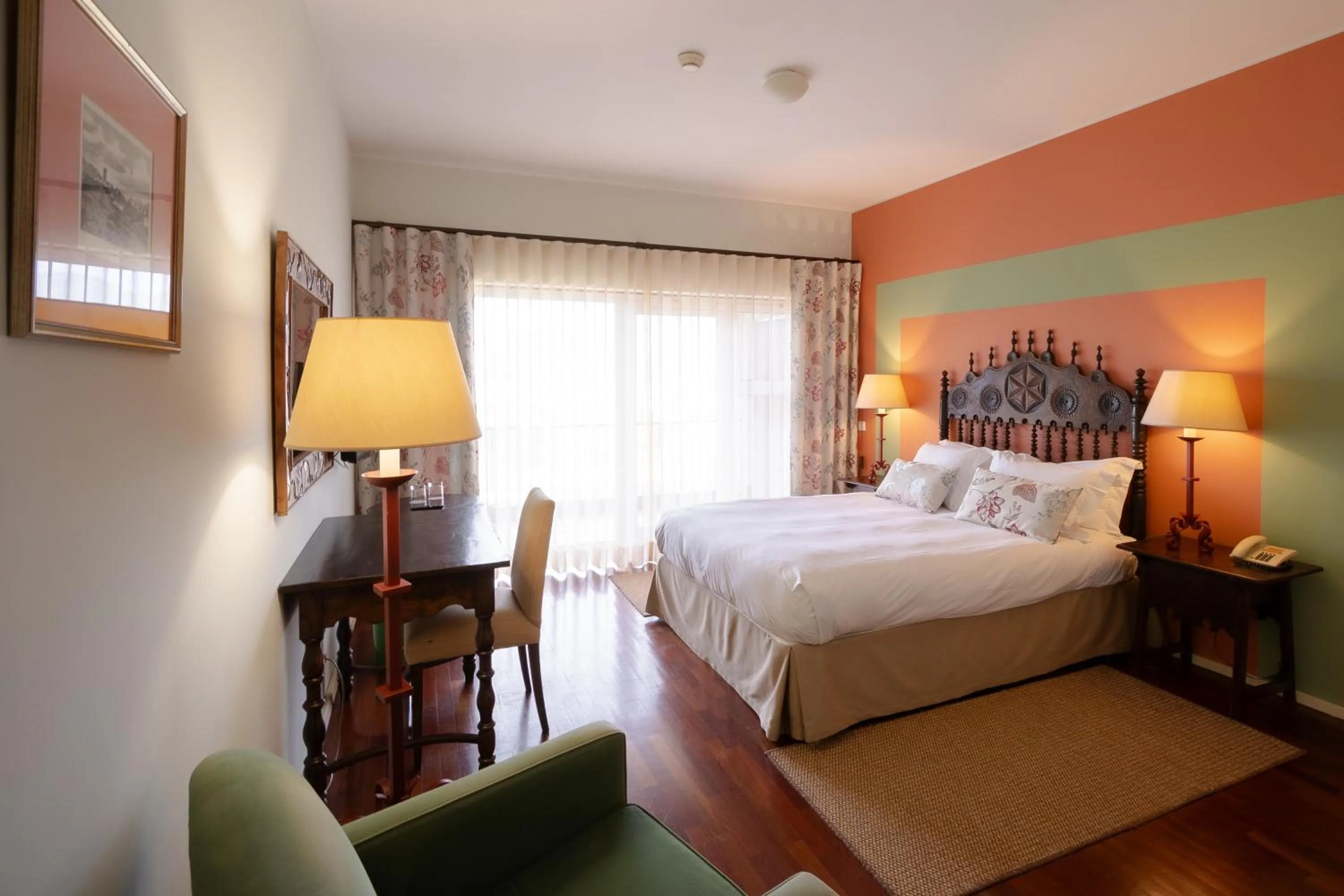 Bedroom, Bed in Pousada de Valença