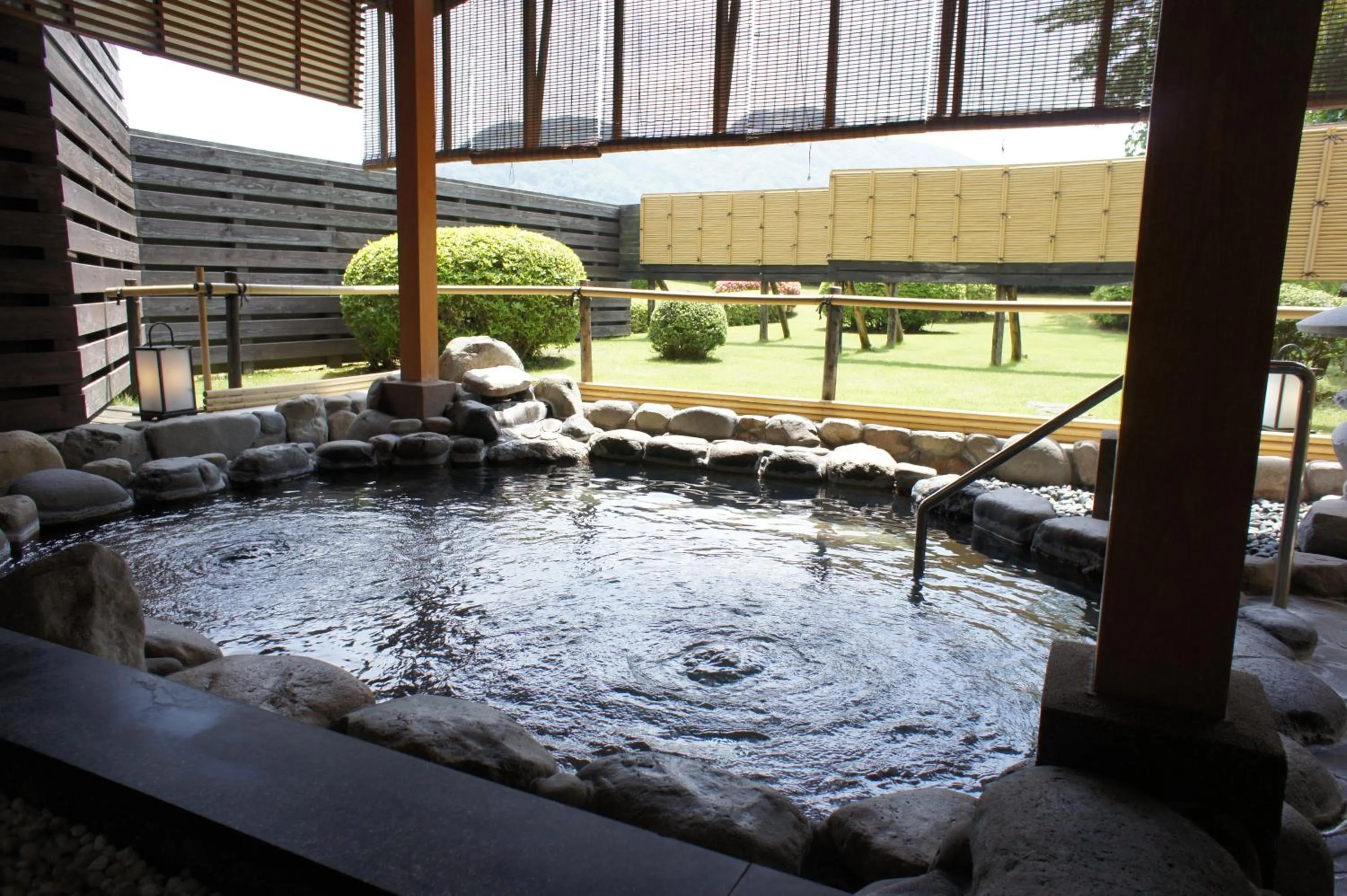 Hot Spring Bath in Asagiriso
