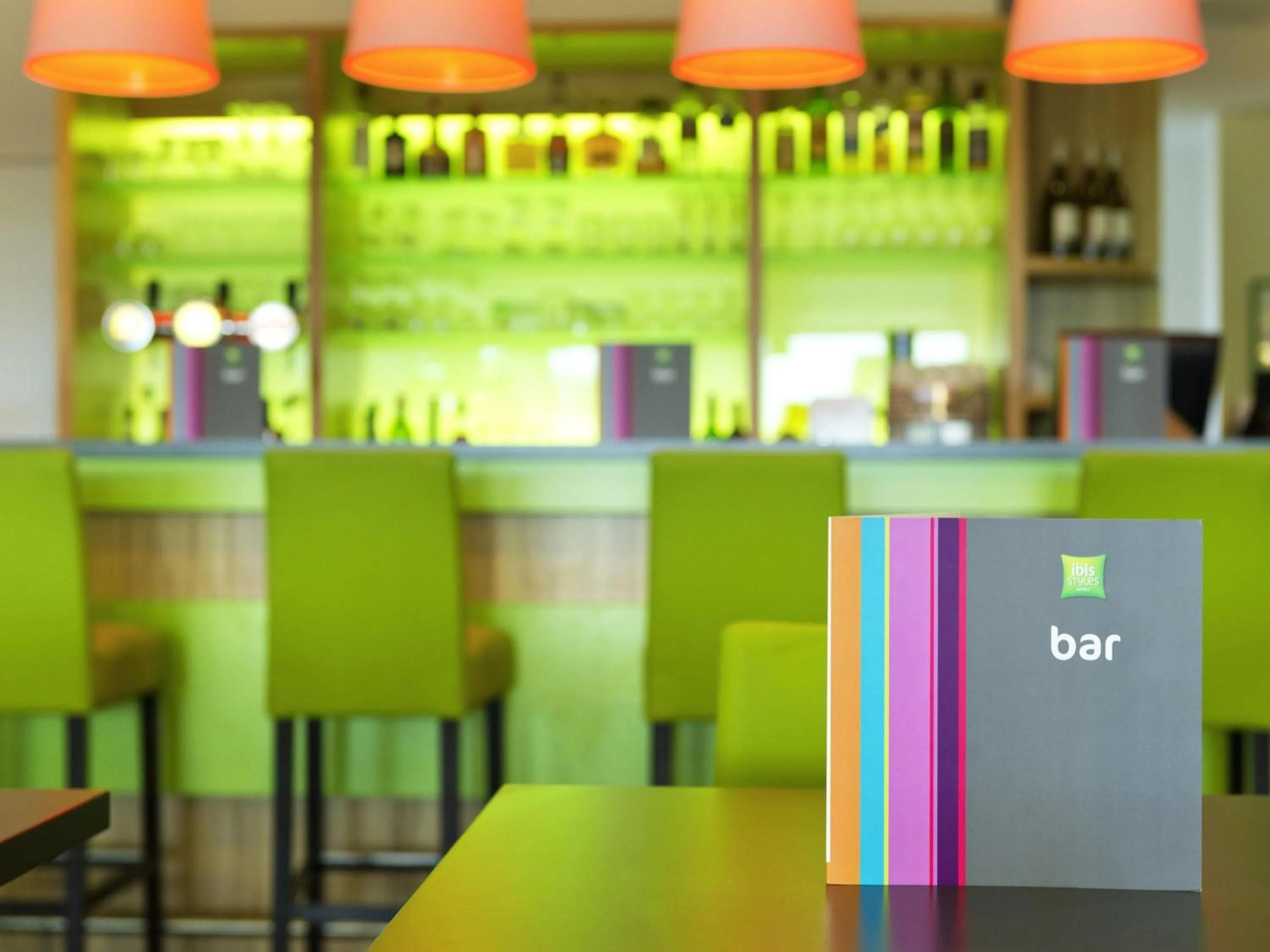 Lounge or bar in ibis Styles Zeebrugge