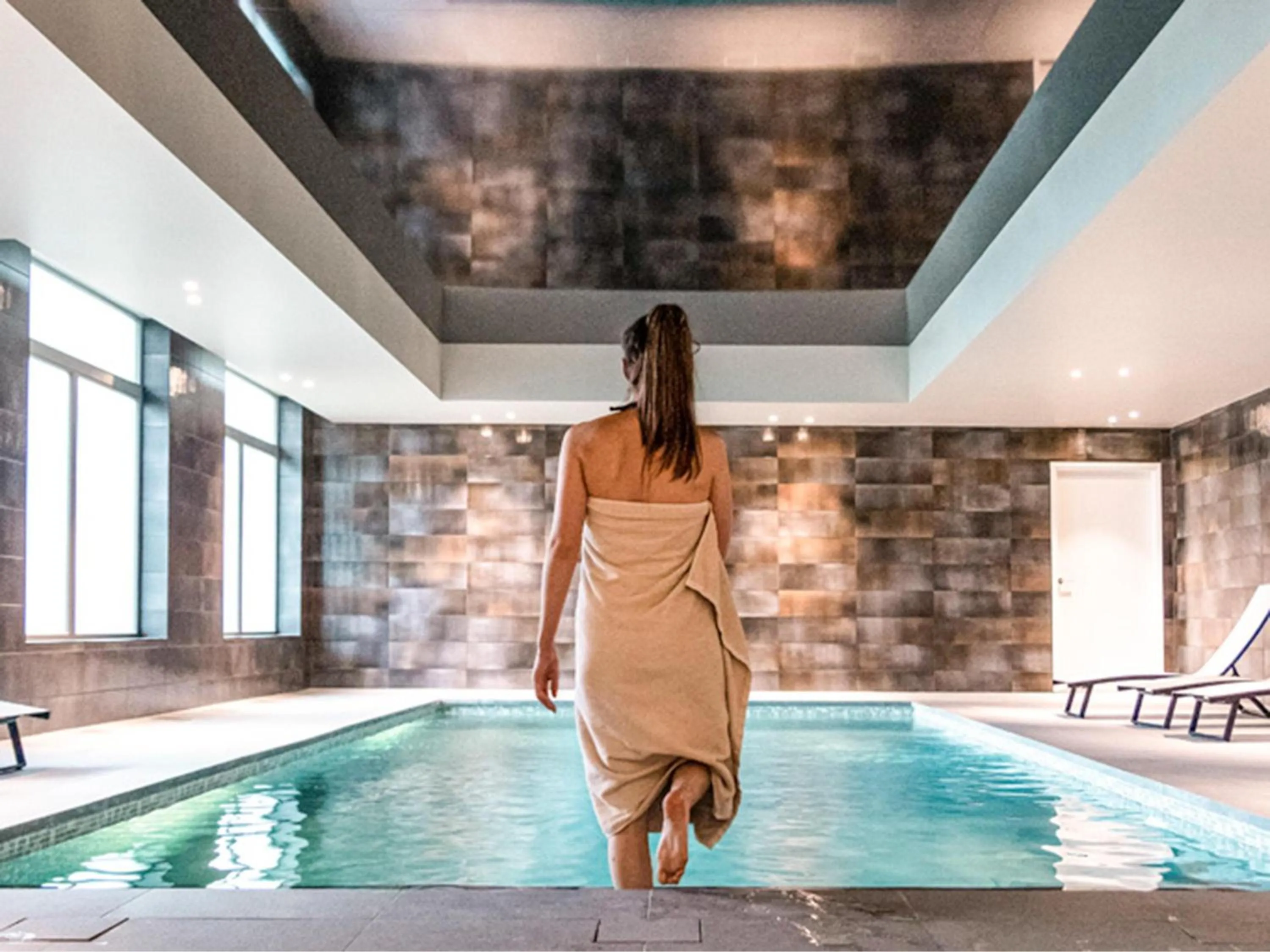 Pool view in ibis Styles Zeebrugge