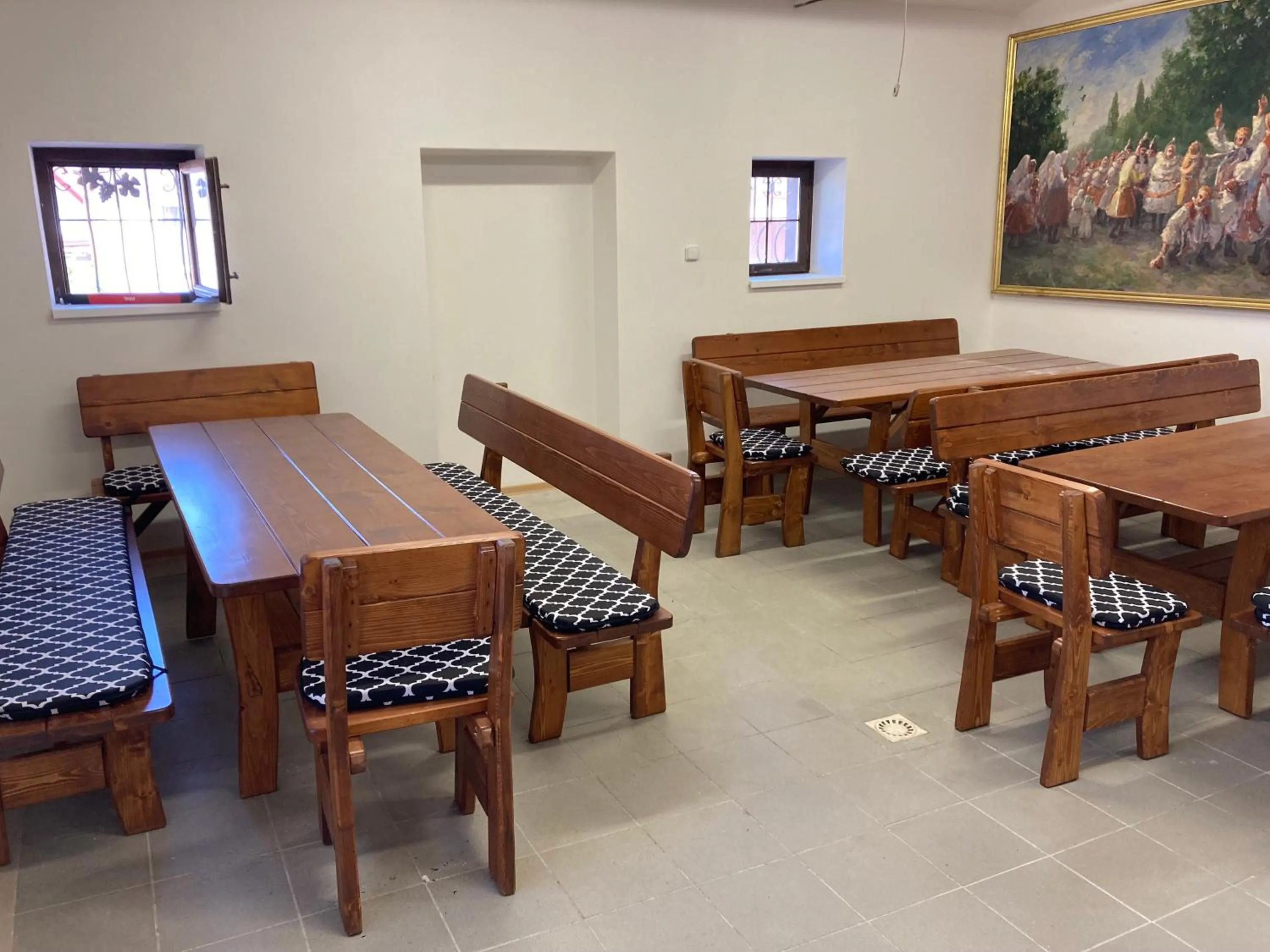 Communal lounge/ TV room in Apartmány s klimatizací - Penzion U Kudláčků Pouzdřany