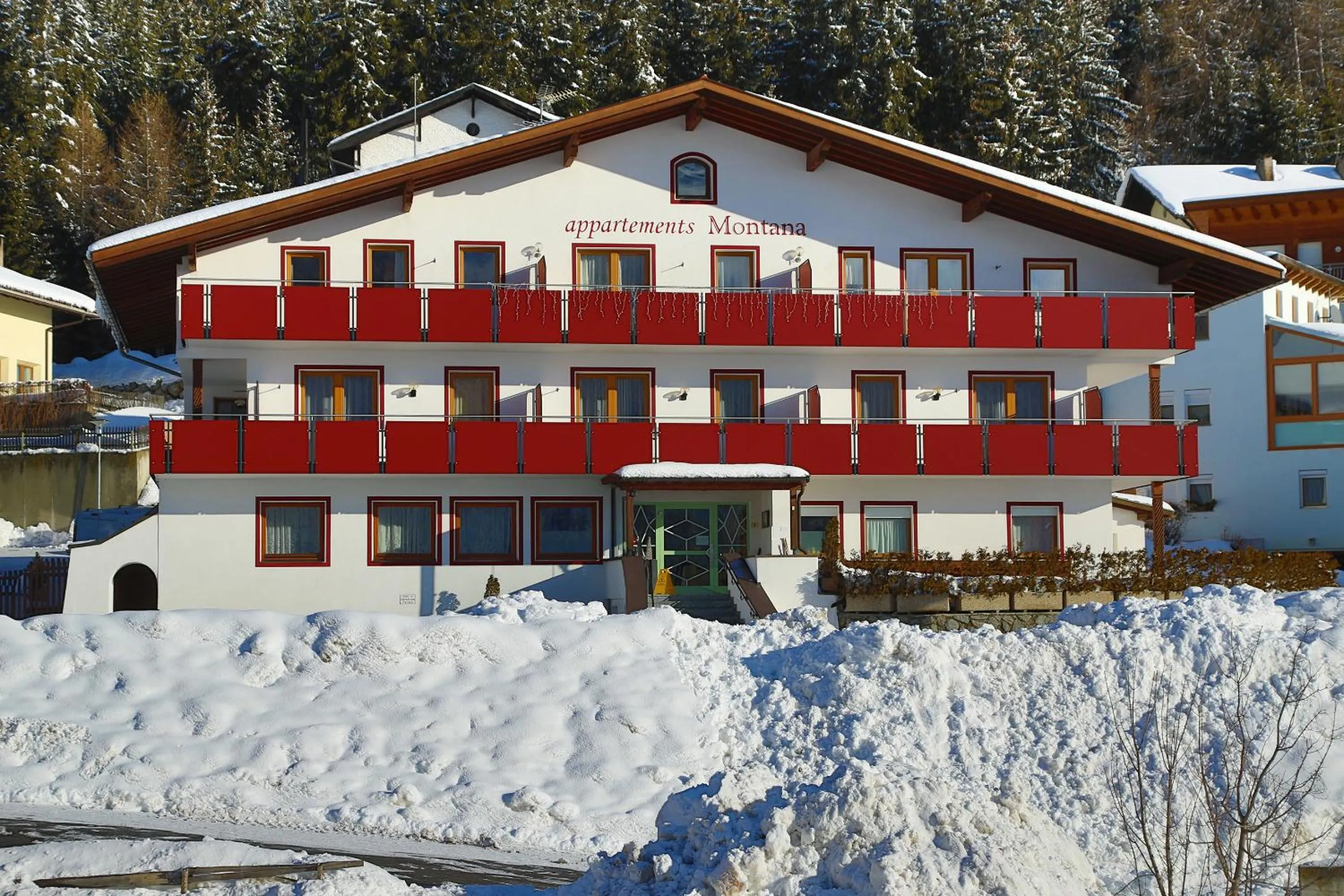 Property building in Residence Montana