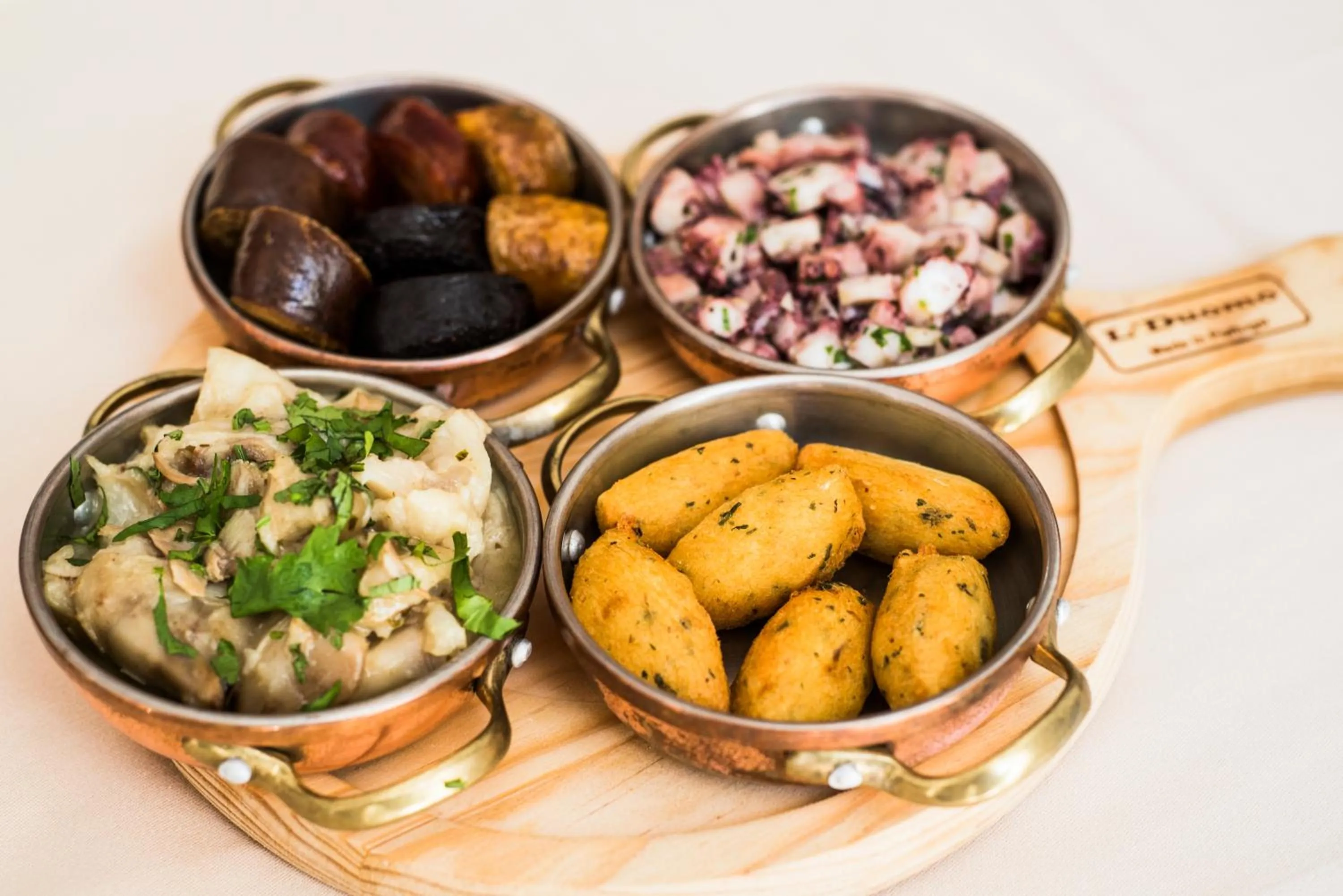 Restaurant/places to eat in Lam Hotel Convento do Desagravo