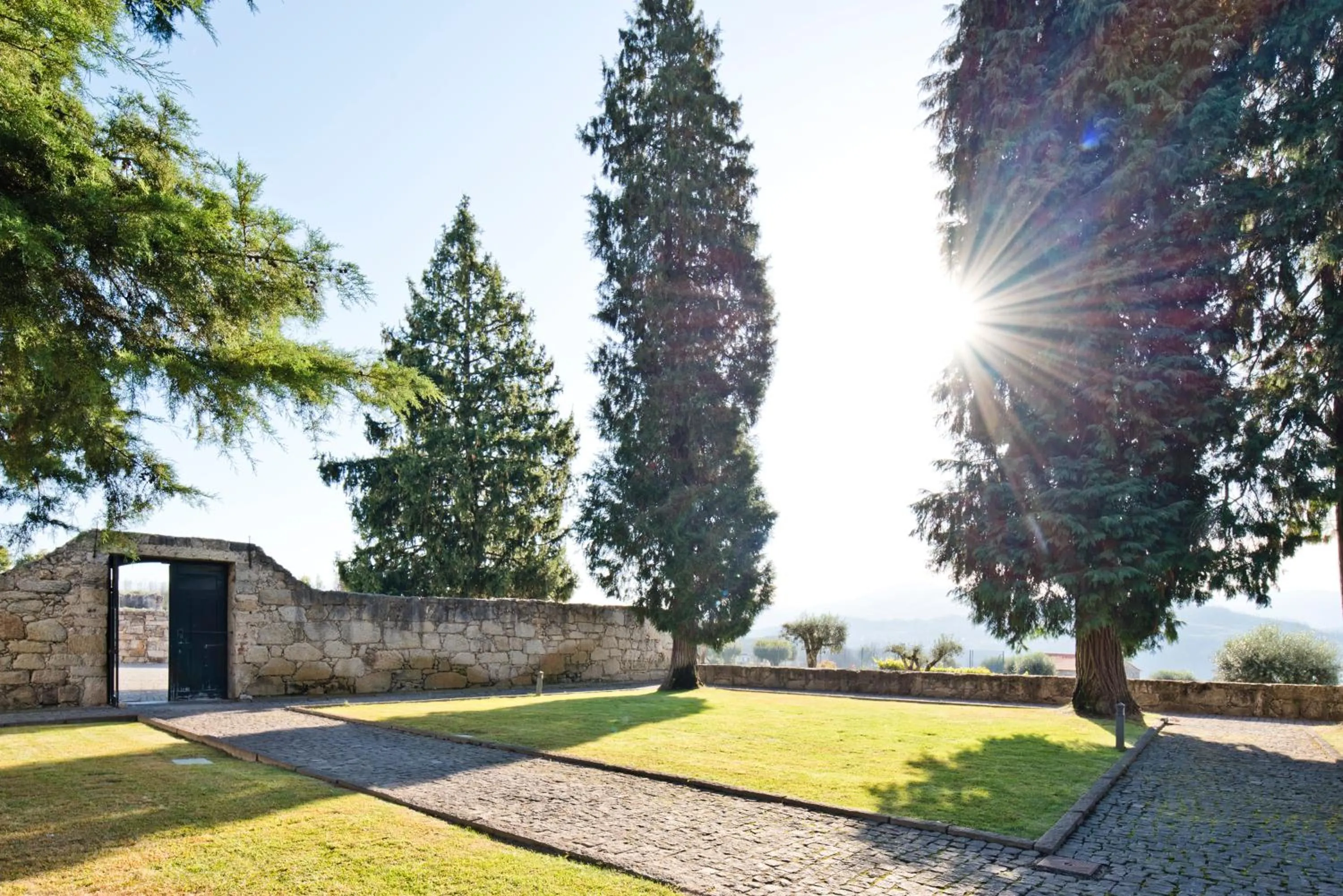 Garden in Lam Hotel Convento do Desagravo