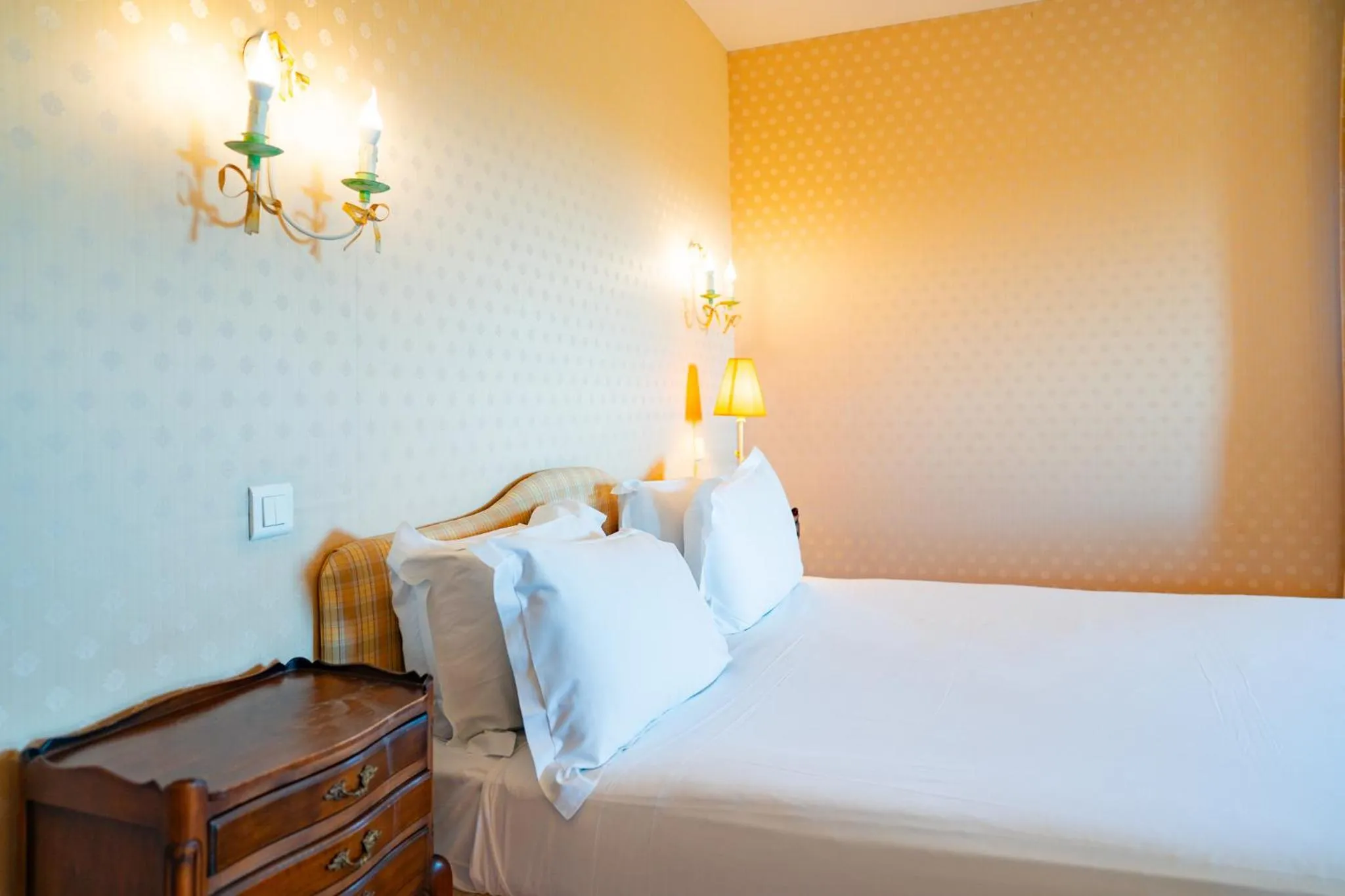 Bedroom, Bed in Hôtel de Margaux